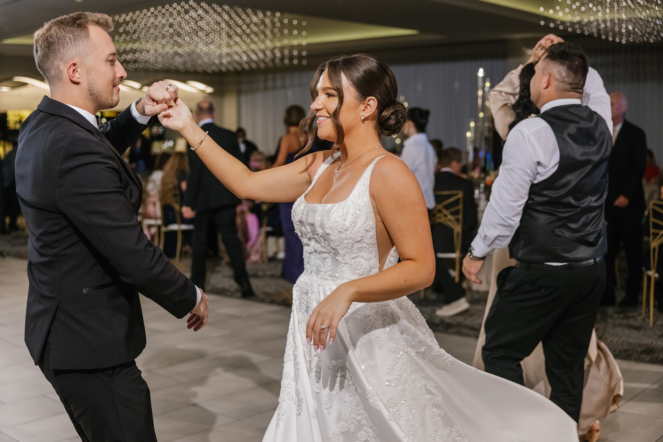 09.06.2025 Wedding. Wedding family event photographer in Chicago Nick Yushevich