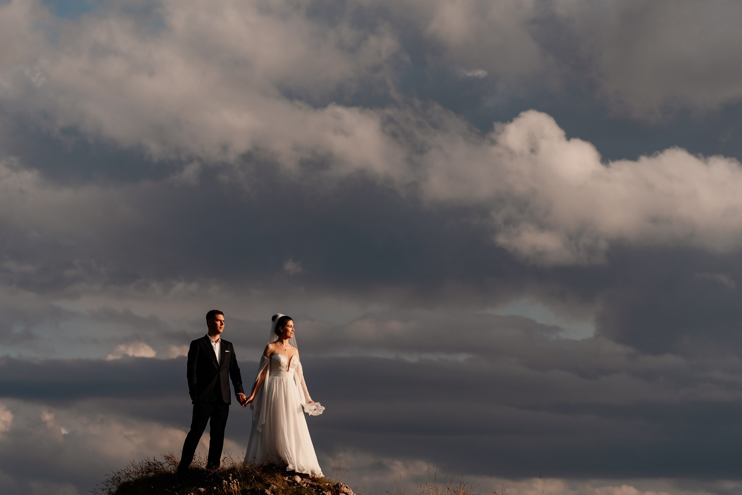 Trash the dress — Lorena&Adi  - Mihai Popa. Mihai Popa |Wedding Photographer | Worldwide | Bucharest