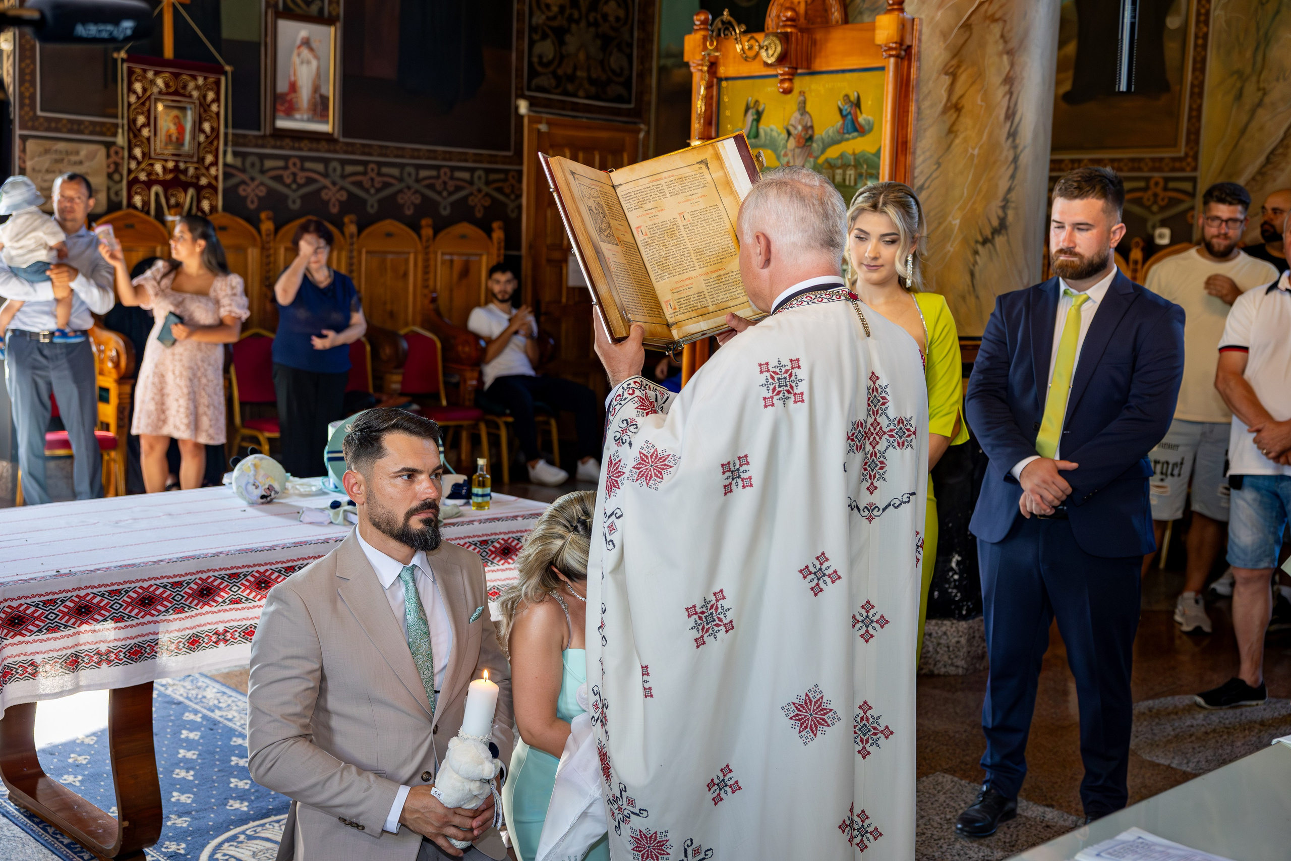 Eric Ionut. Moments By Gub