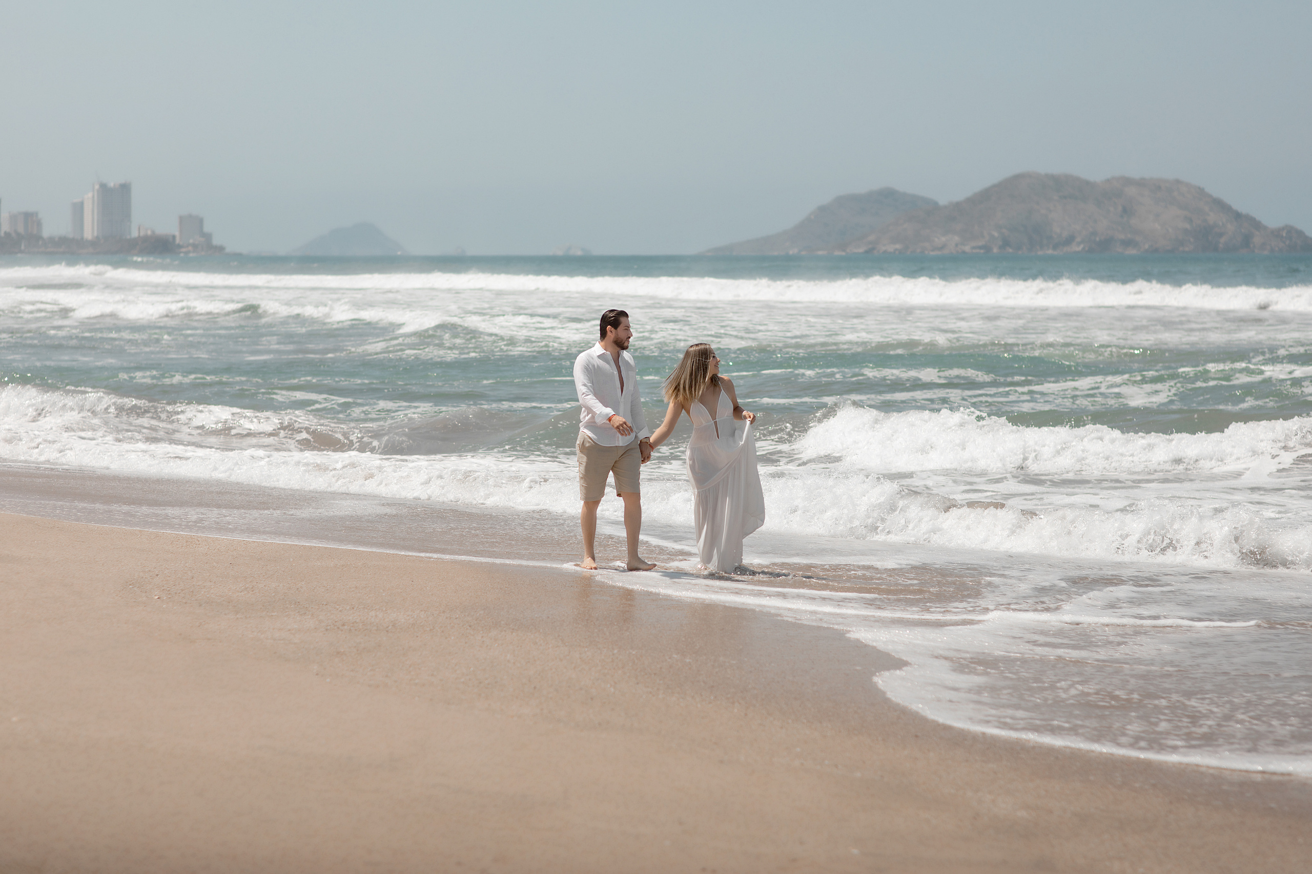 Sesion de fotos en pareja para Leslie. Hotel Riu Mazatlan. Виктория Кастельянос. Русскоязычный фотограф в Мексике