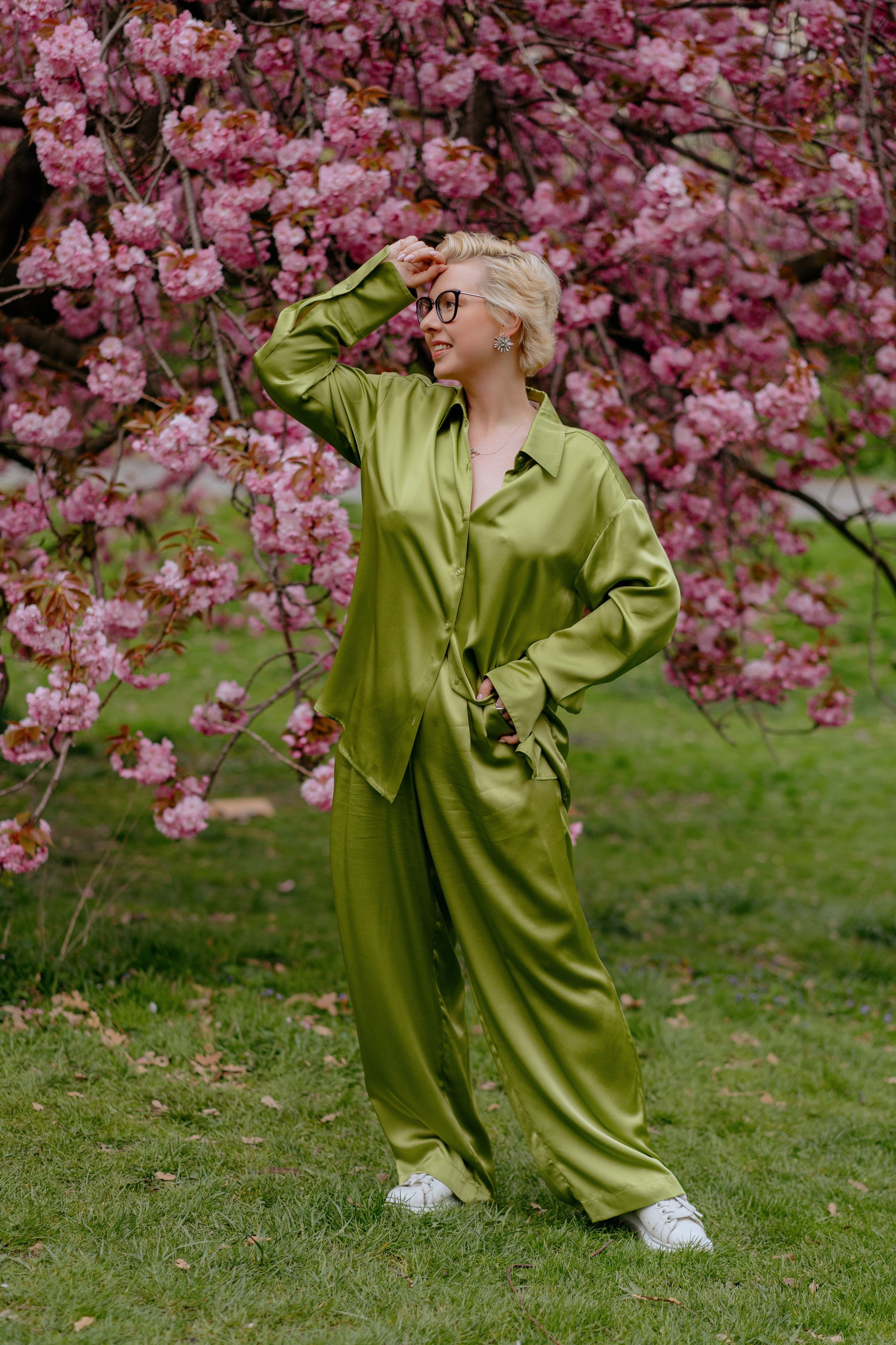 Central park blossoms. Videographer and photographer in New York // MAKAROV.VIDEO