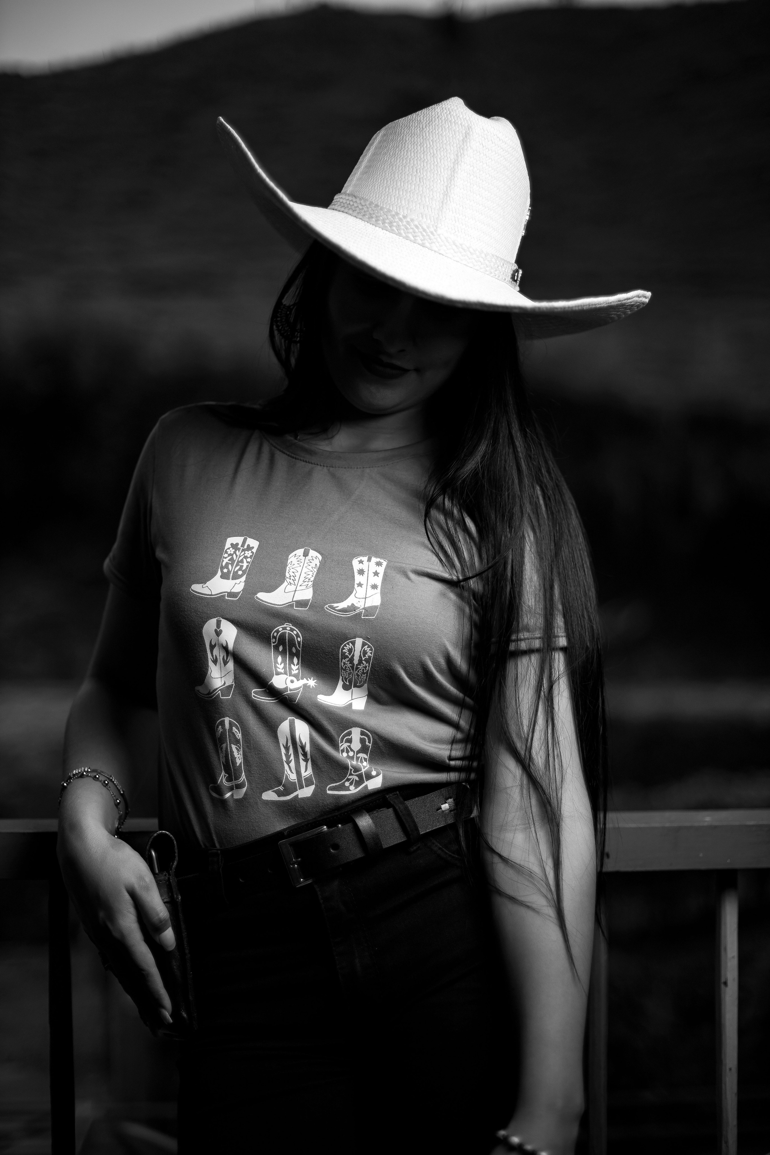 Fotógrafo de retratos fotógrafo de estilo de vida fotografía de locación fotografía de estudio sesión de fotos marca personal. Fotografía profesional para su evento en Caldas por SERFOTOGRAFÍA