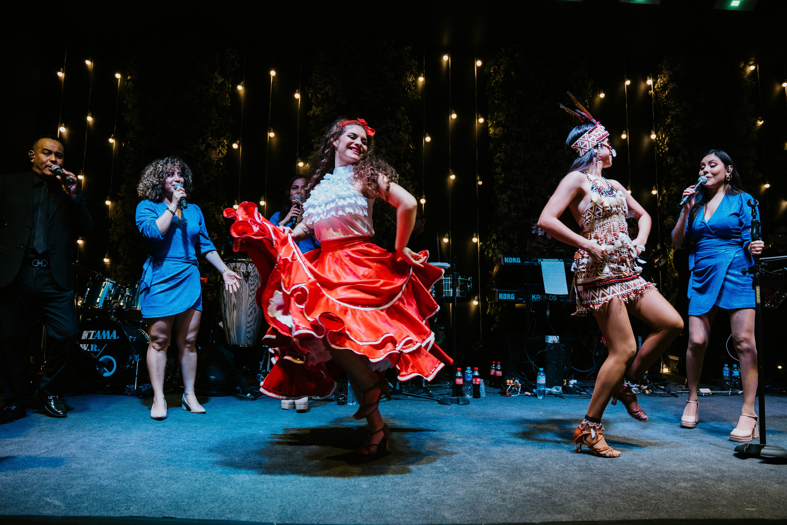 Un vistazo de un día especial. Fotógrafo de Bodas en Lima | Ronhy Altamirano. Fotografía narrativa y cinematográfica para bodas, quinceañeras y eventos exclusivos