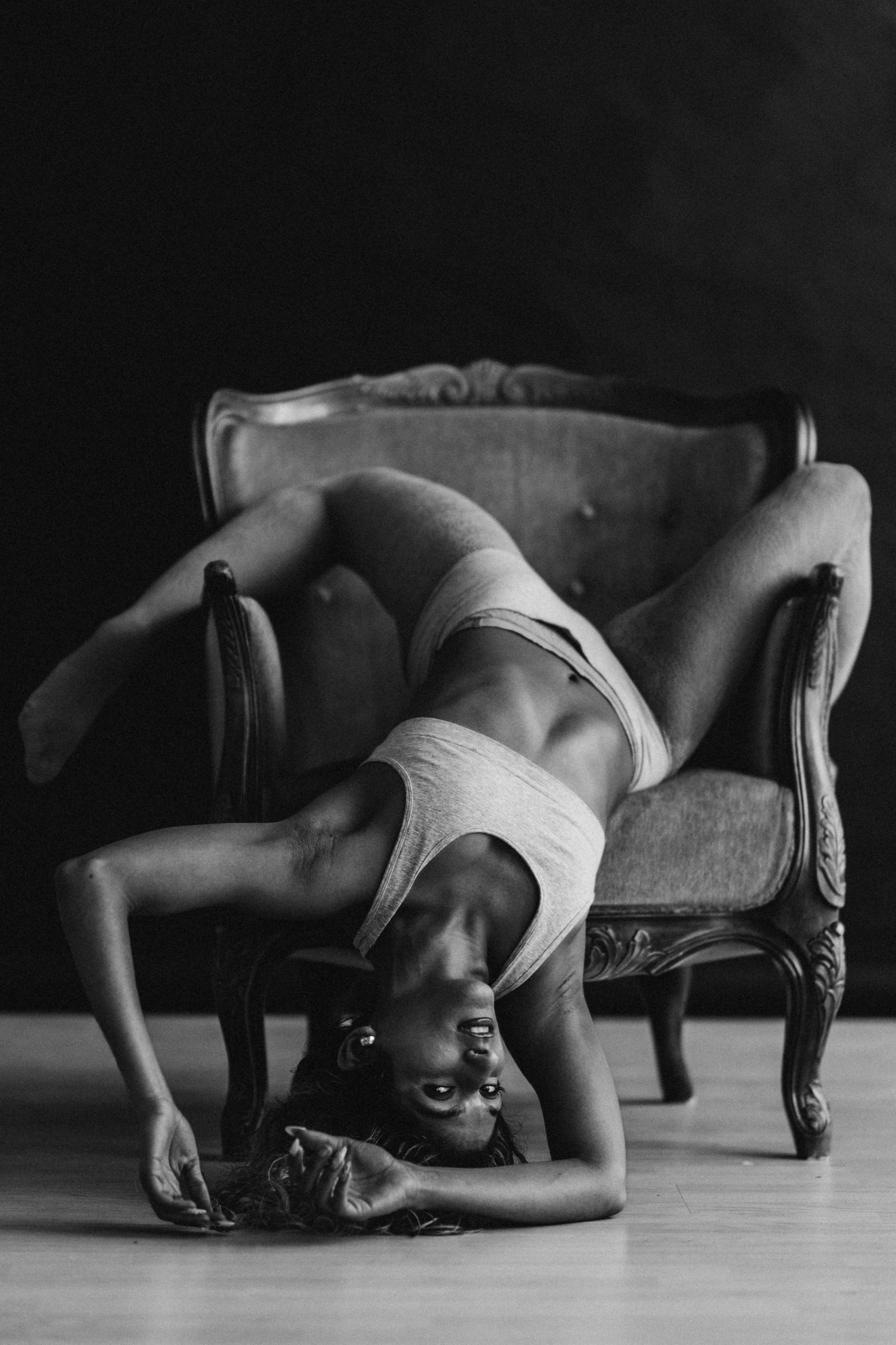 DANCERS. Victoria Olonen – Cinematic Portrait Artist | Helsinki & Europe