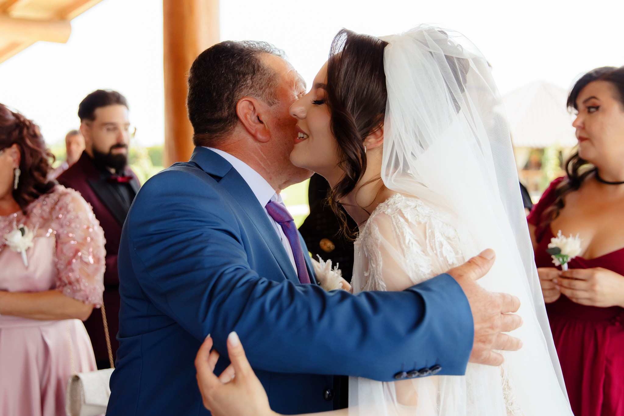 Ioana & Ionuț | Nuntă de poveste la Păstrăvăria Poiana din Mălini județul Suceava. Servicii foto-video profesionale, pentru momente de neuitat