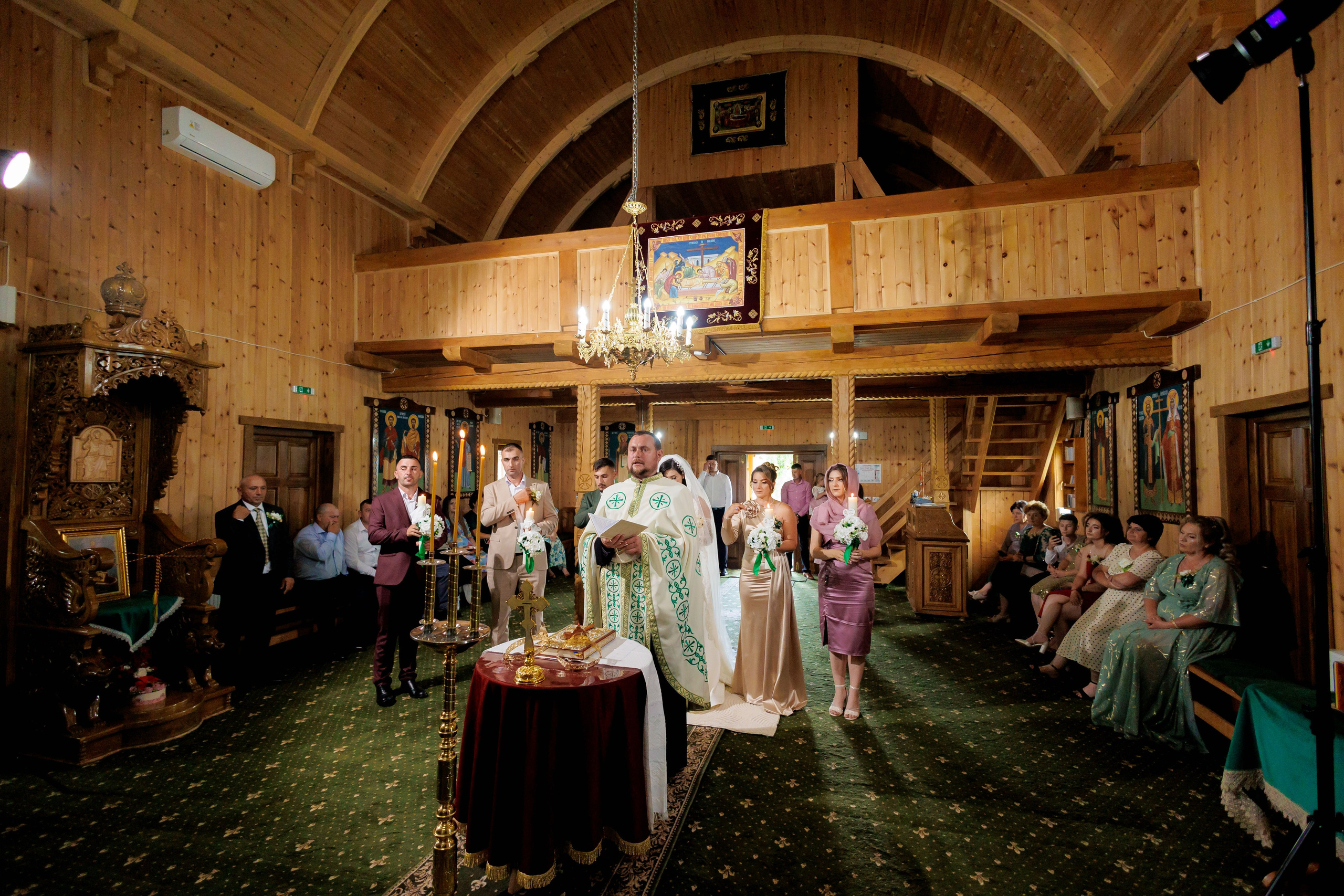 Nunta Nicoleta & Răzvan | Fotografie & Videografie Profesională. Servicii foto-video profesionale, pentru momente de neuitat