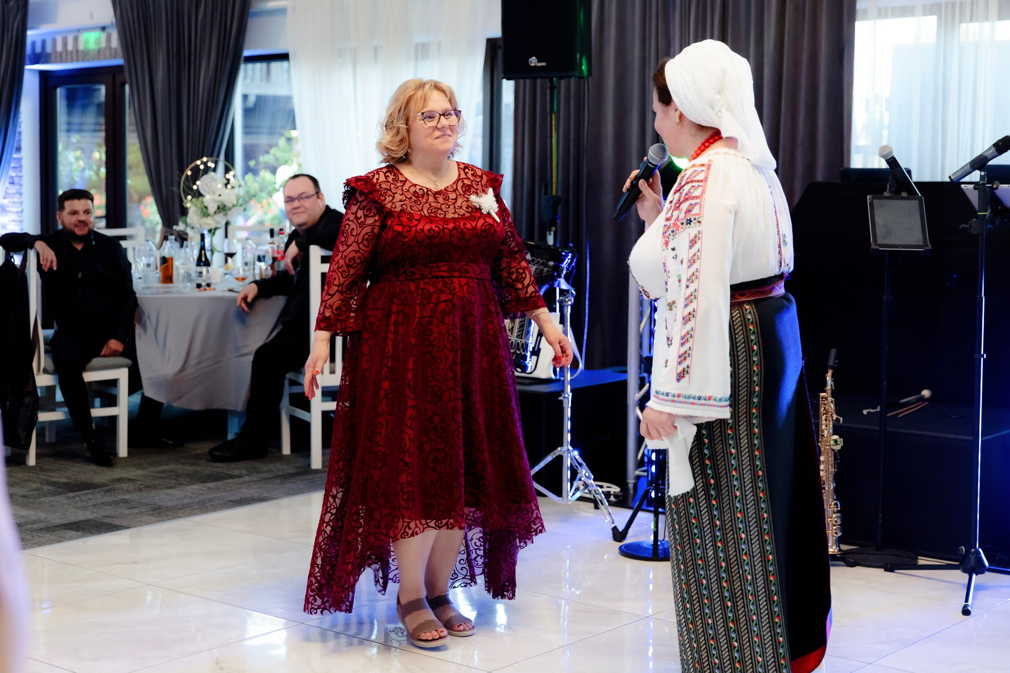 Ioana & Ionuț | Nuntă de poveste la Păstrăvăria Poiana din Mălini județul Suceava. Servicii foto-video profesionale, pentru momente de neuitat