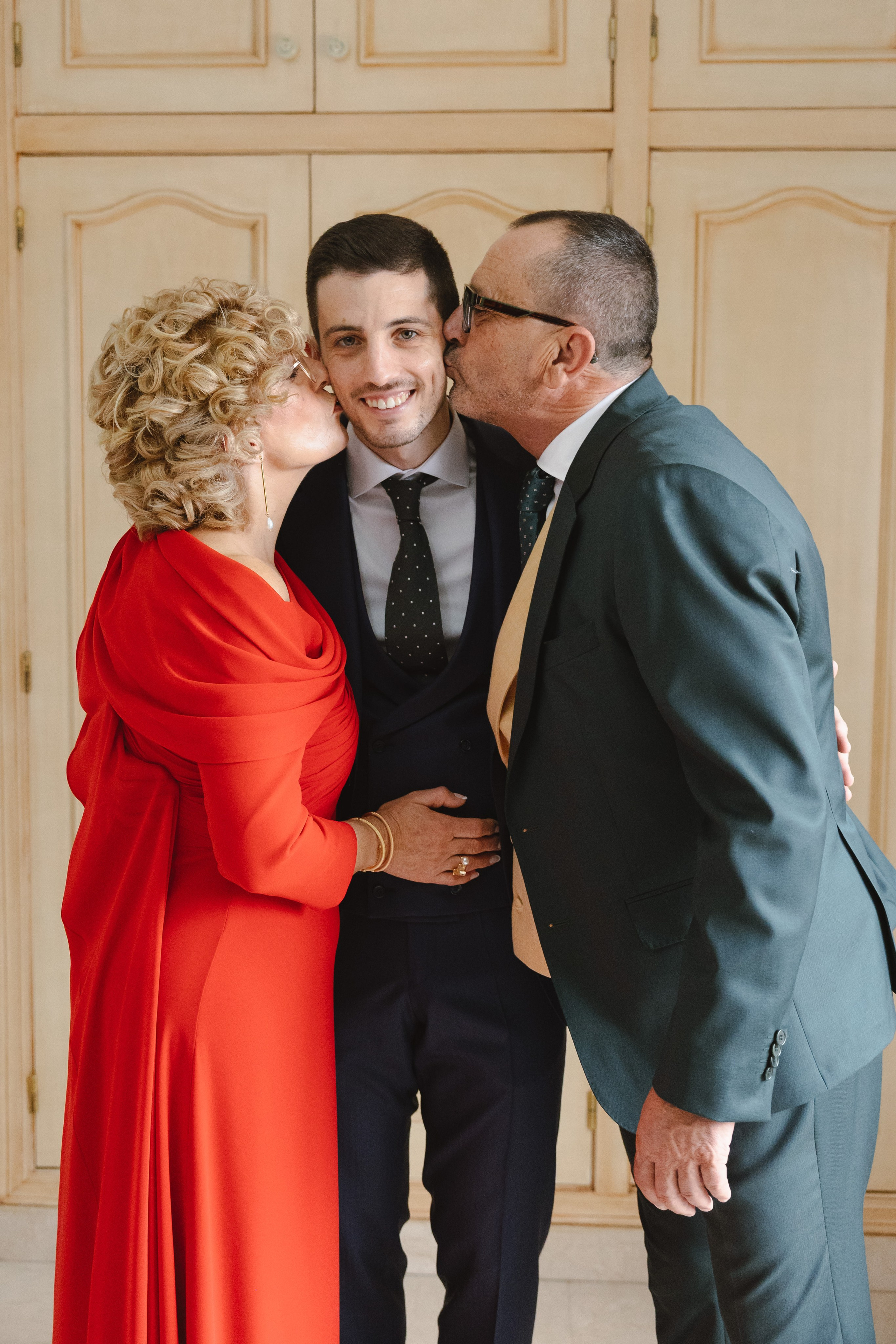 EVA & GUILLE. Fotógrafo y Videografo de bodas y eventos