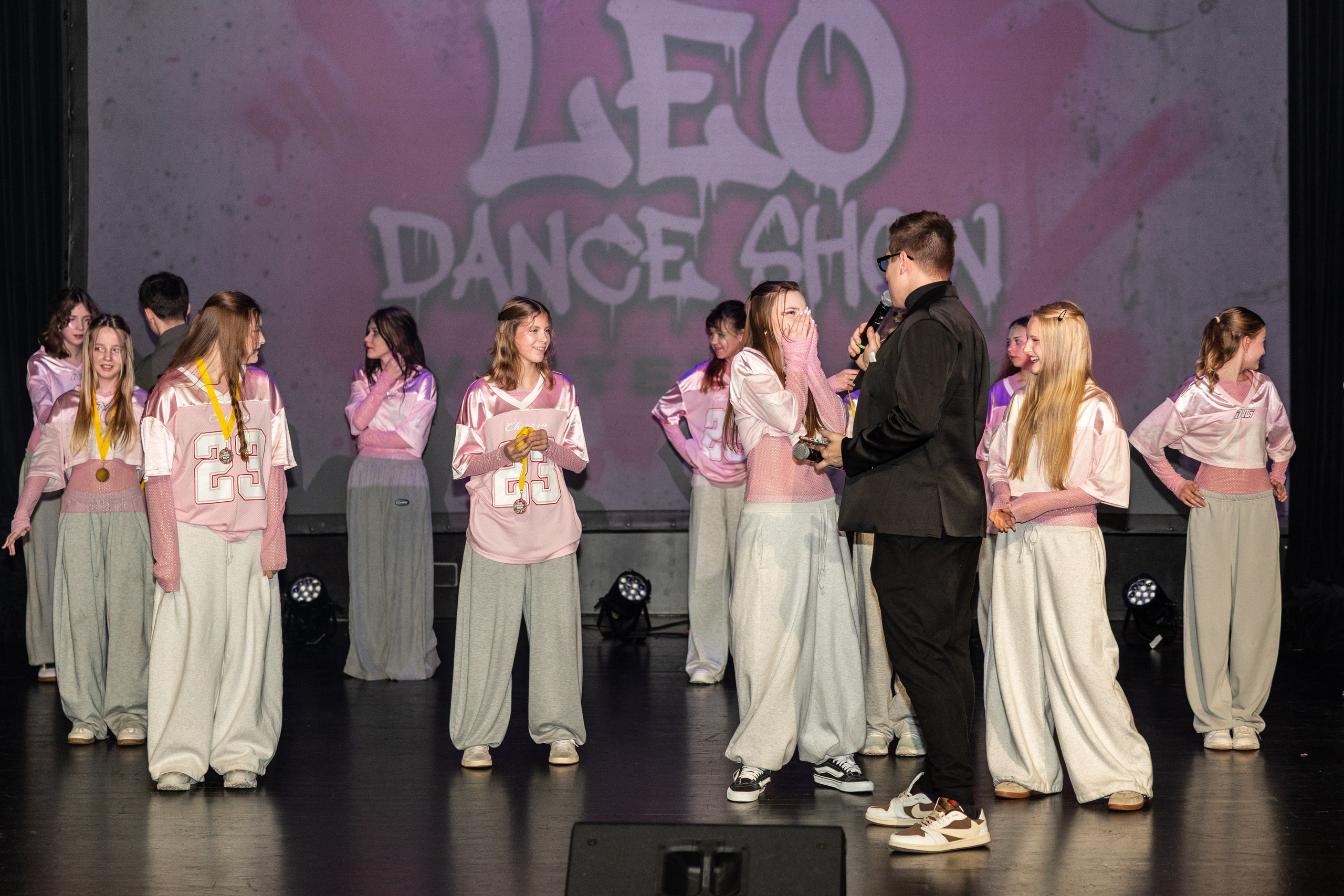 LEO DANCE SHOW WINTER 2025. Семейный и детский фотограф в Варшаве Мила Бобровская