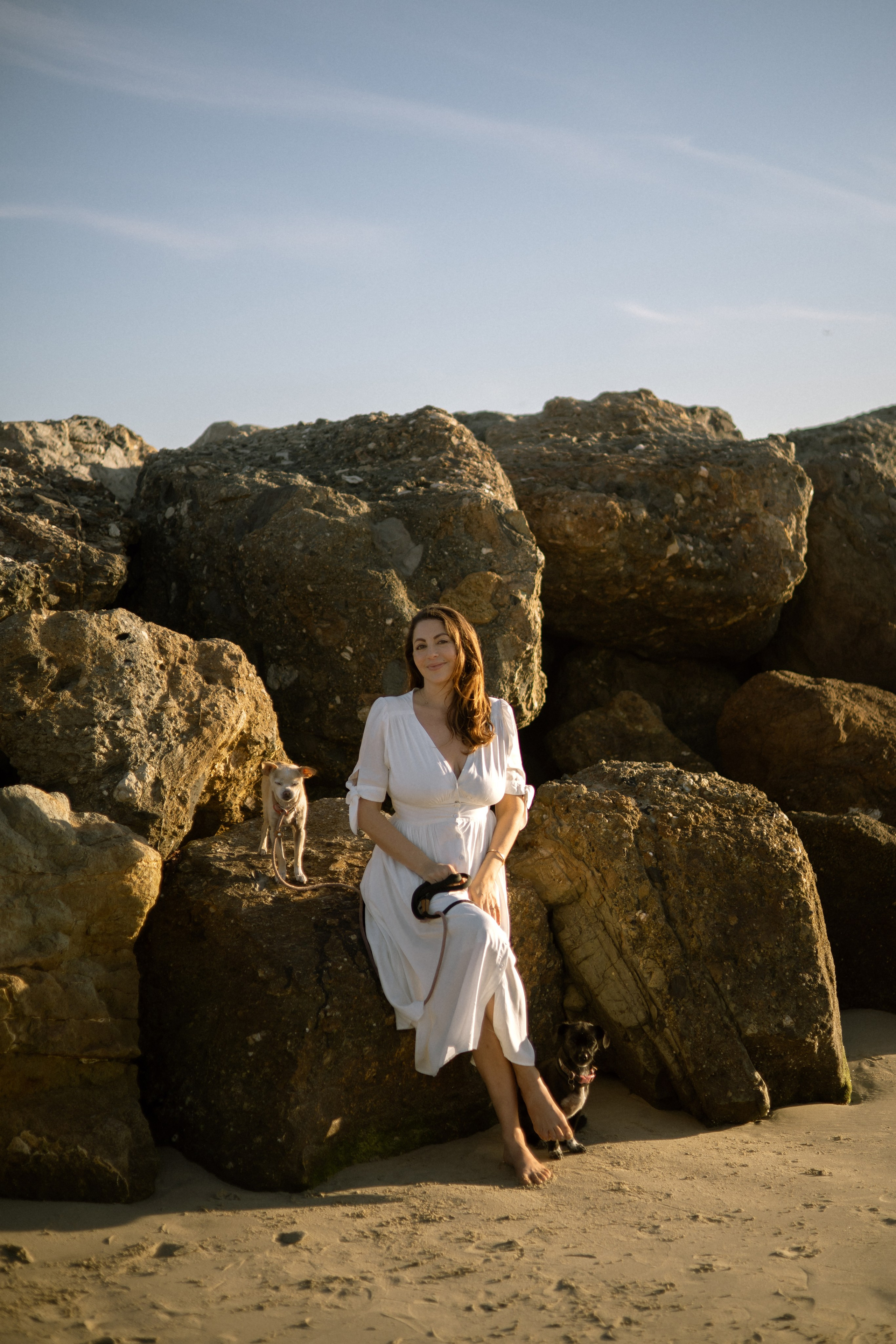 Gillian, Baby & Delilah | Venice Beach. Photographer in Los Angeles. Julia Ishmuratova