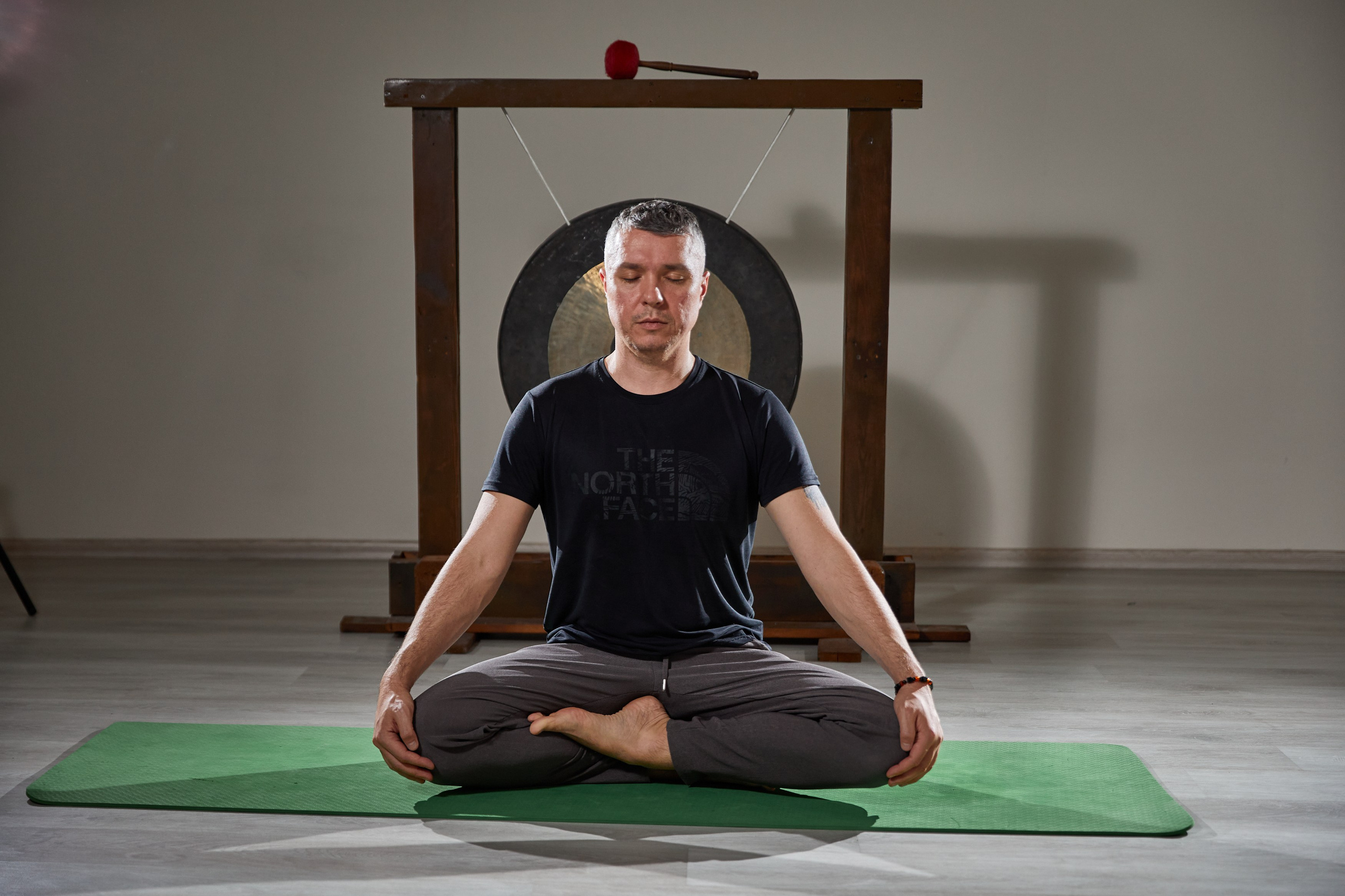 Практика в Yoga Shahi Center. Photographer in Baku Kamran Enceladus