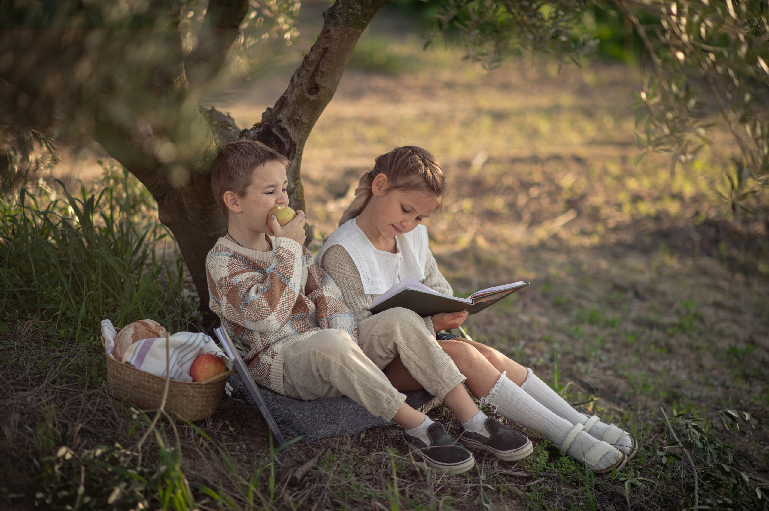 KIDS VINTAGE. Family, children, portrait, and event photography in Thessaloniki
