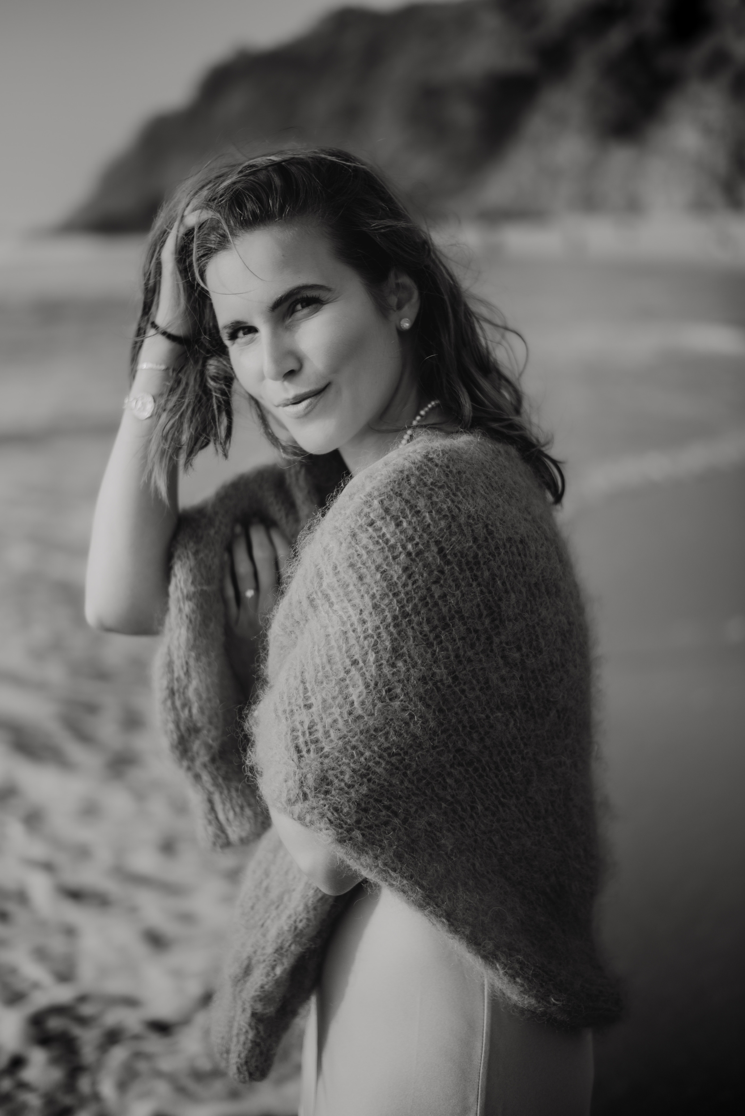 Fashion photo session at the beach. Lifestyle, wedding and family photographer