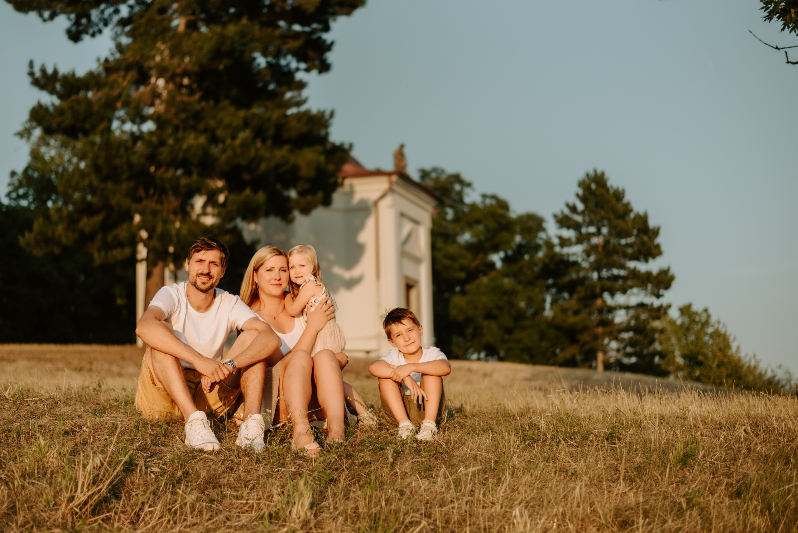 Lucka and family. Lifestyle, wedding and family photographer