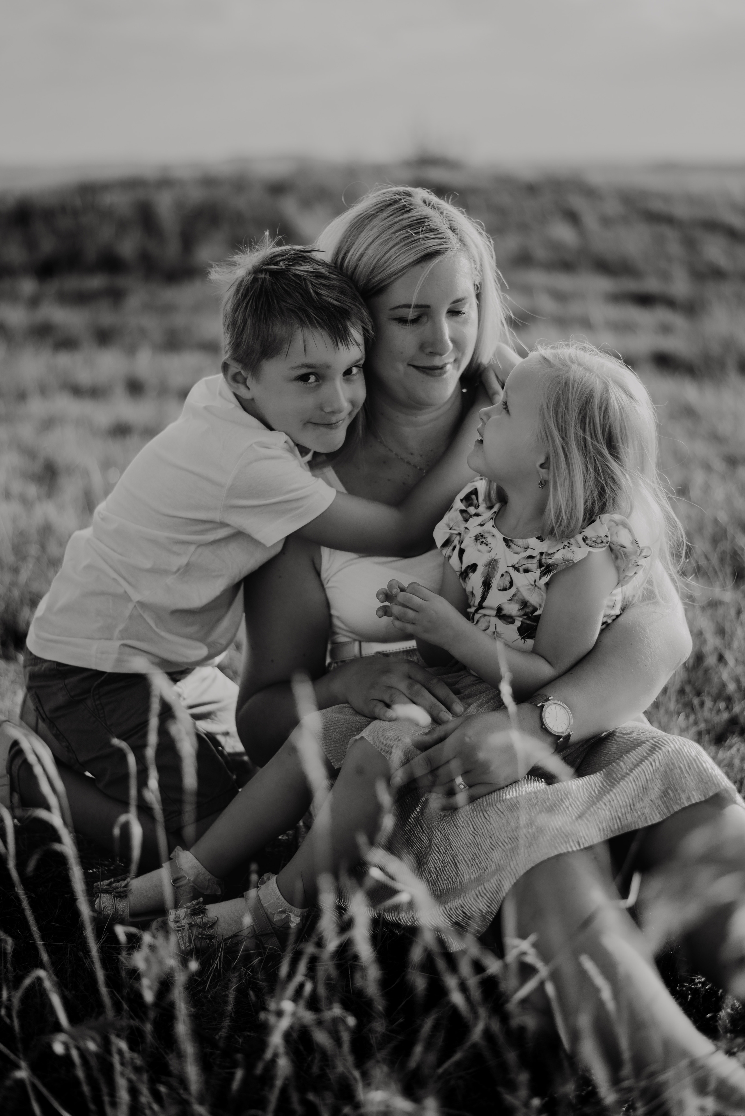 Lucka and family. Lifestyle, wedding and family photographer