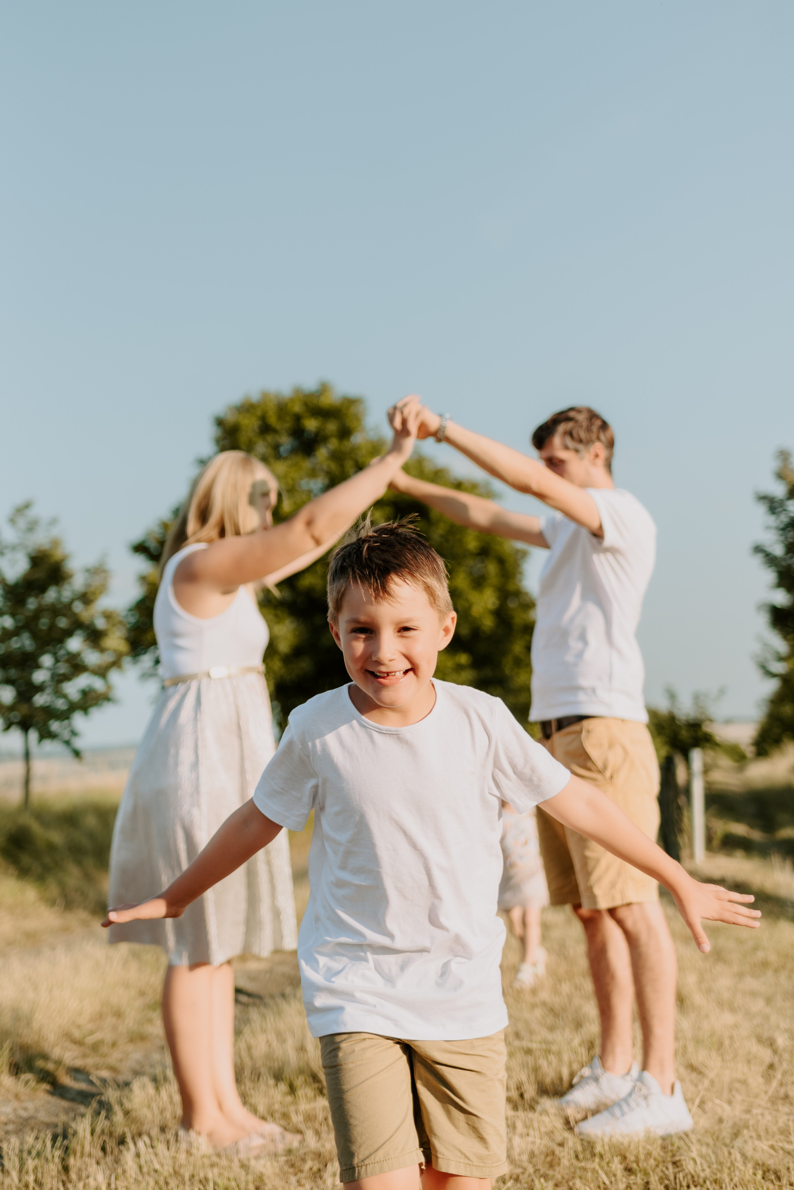 Lucka and family. Lifestyle, wedding and family photographer