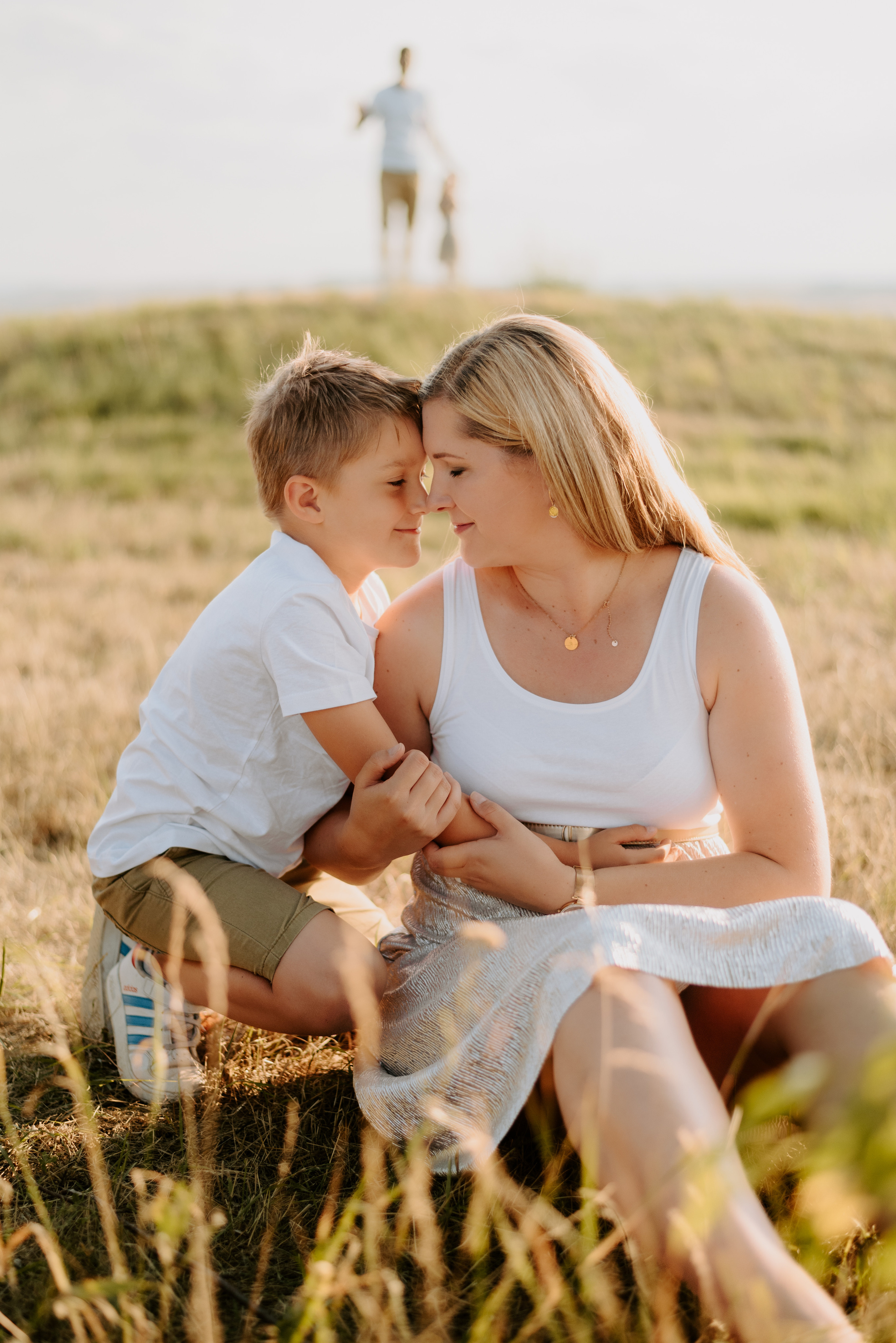 Lucka and family. Lifestyle, wedding and family photographer