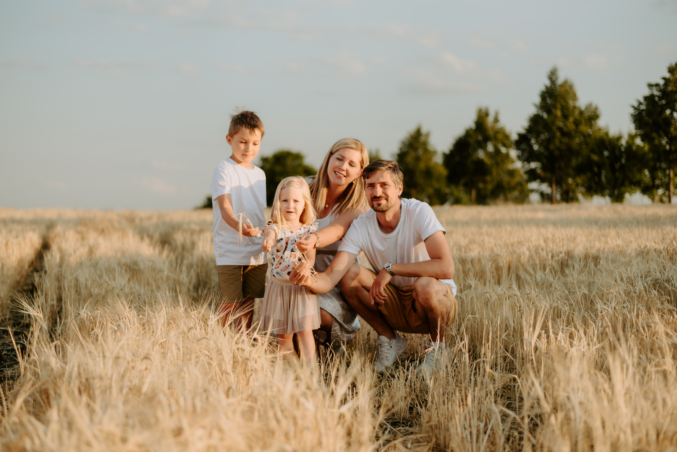 Lucka and family. Lifestyle, wedding and family photographer
