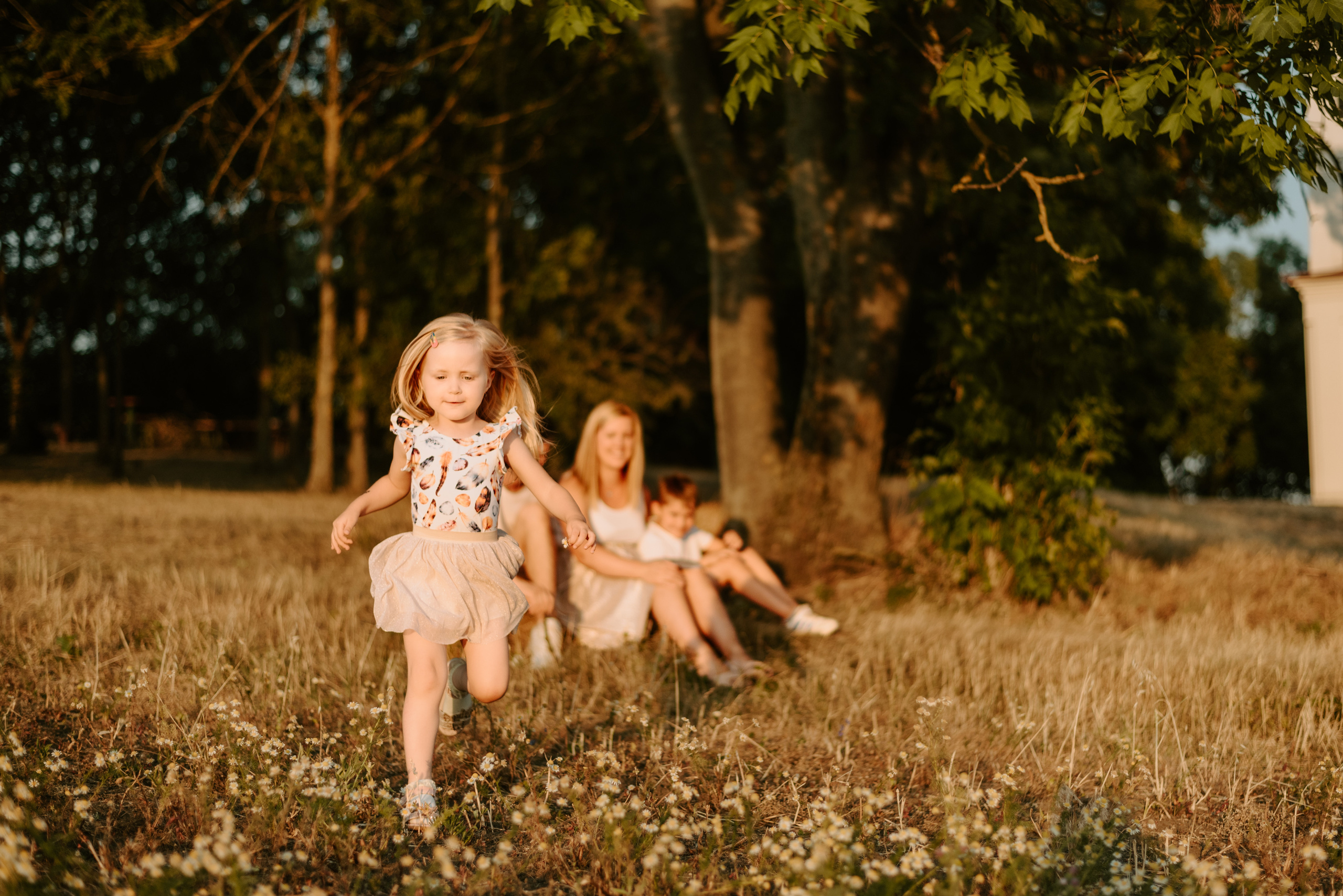 Lucka and family. Lifestyle, wedding and family photographer