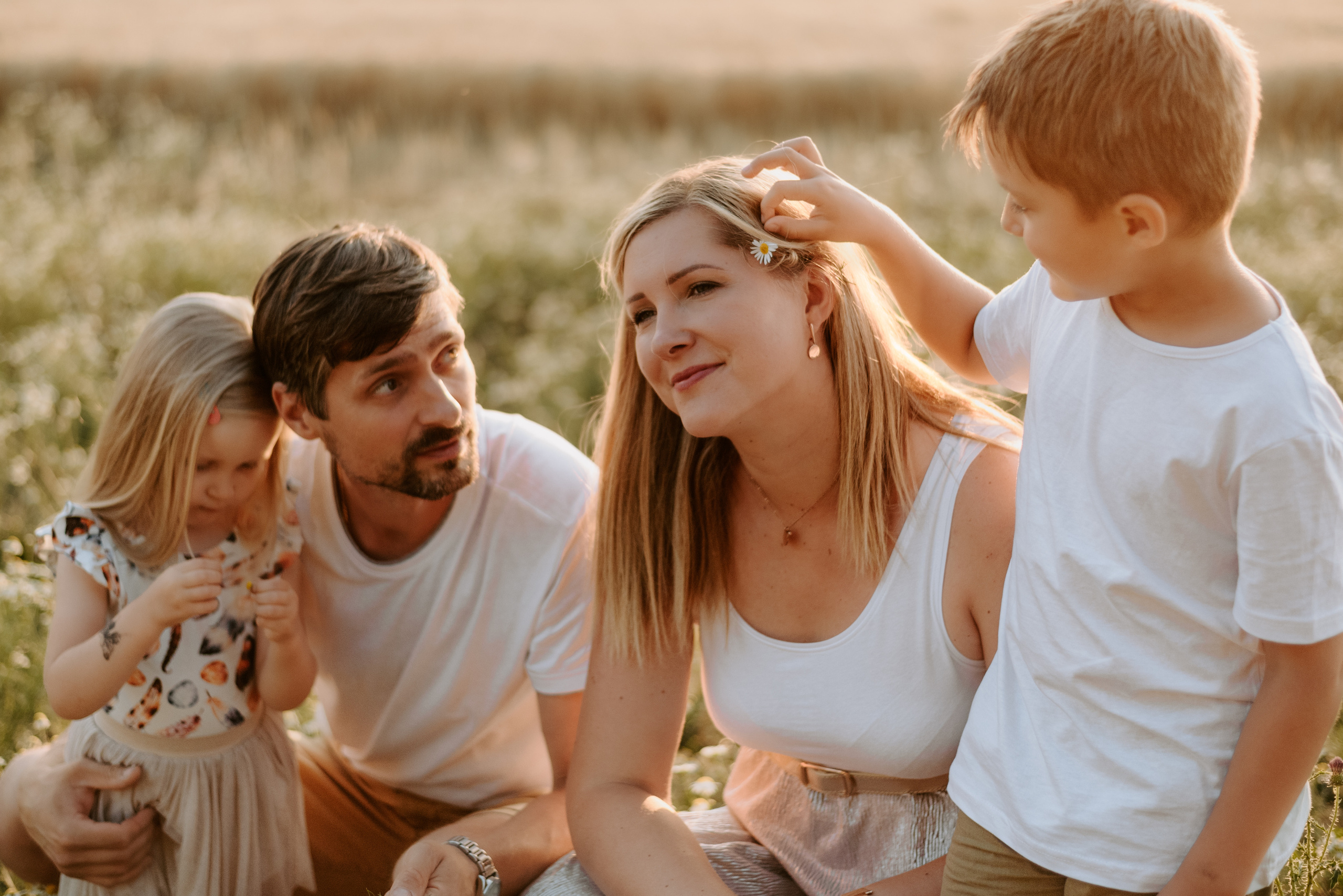 Lucka and family. Lifestyle, wedding and family photographer