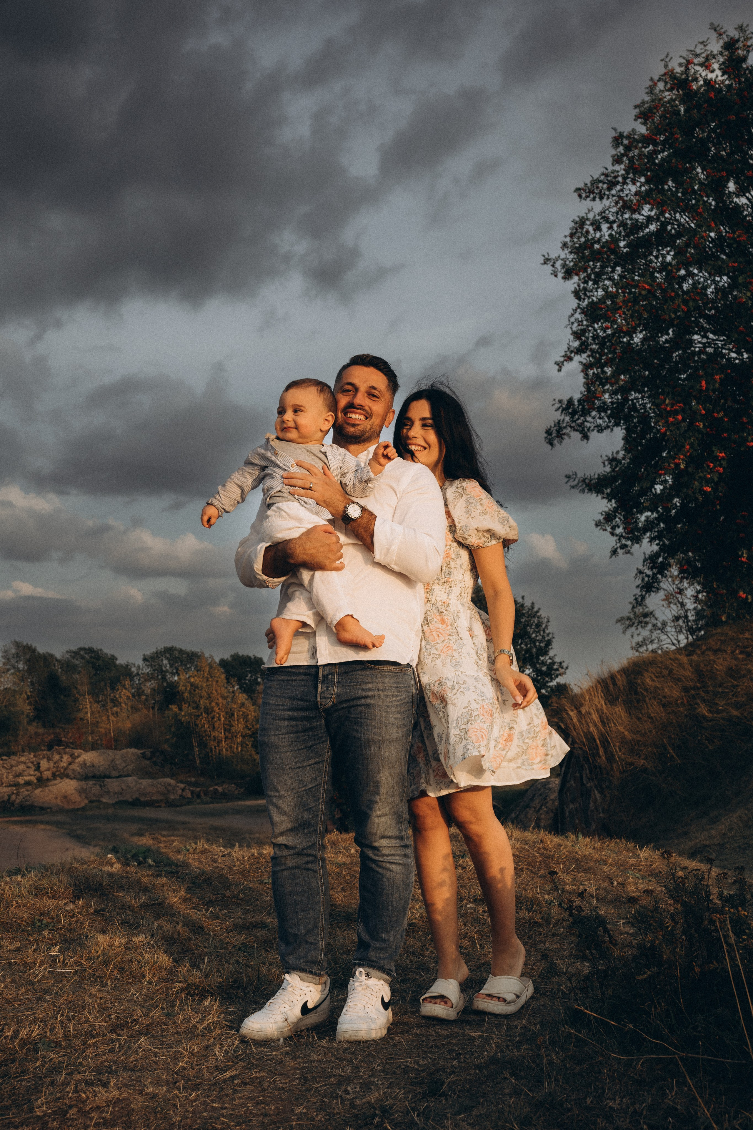 Summer. Wedding and potrait photographer in Helsinki Vickan O