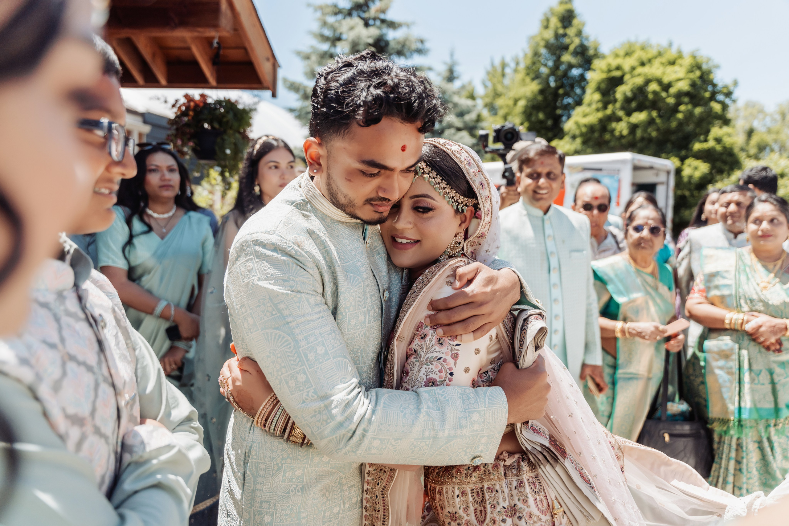 Darshil & Shailja. Wedding Photographer & Cinematographer studios