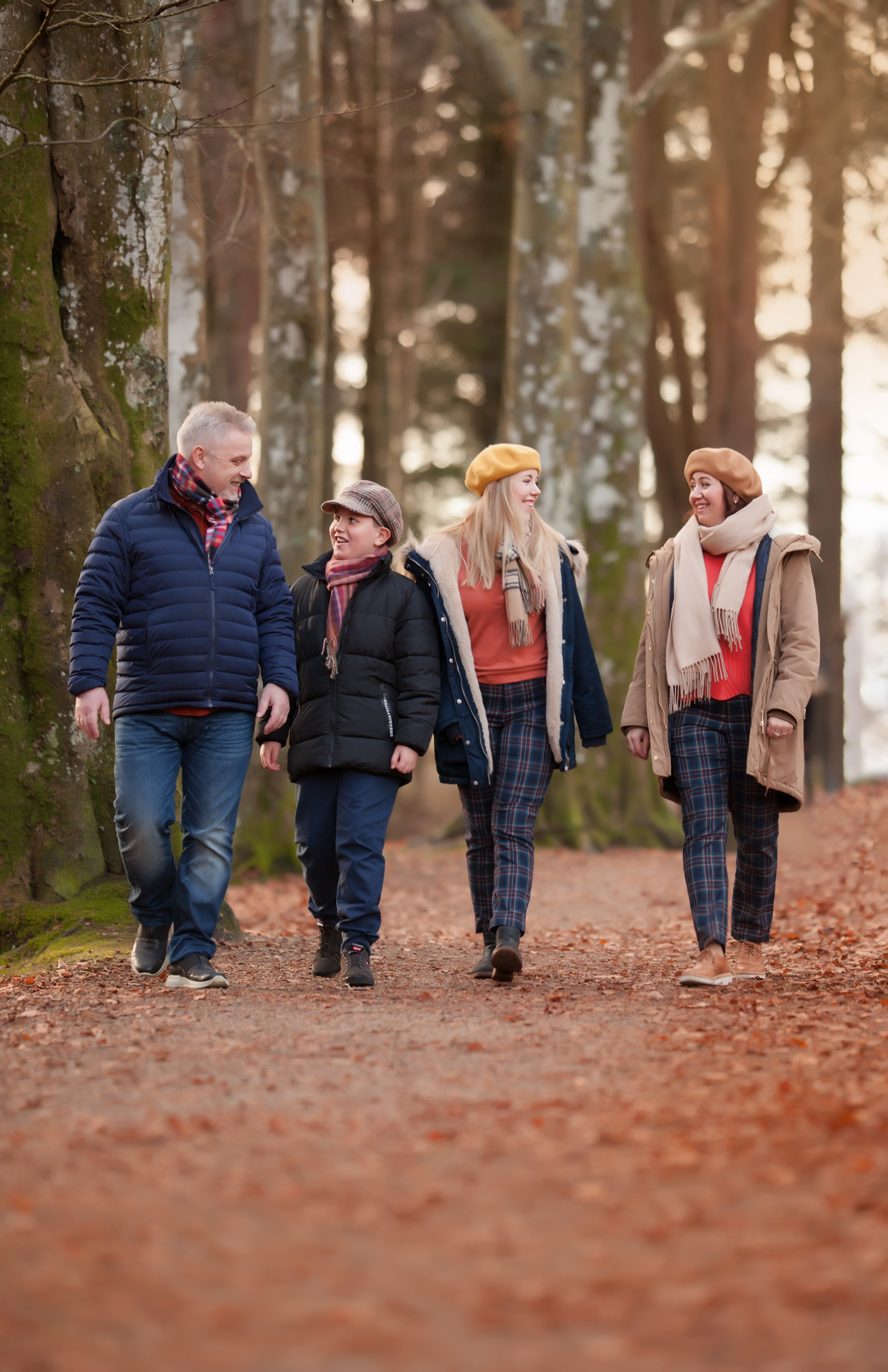 Gold october. Family and real state photographer in Haugesund Dina Vikra