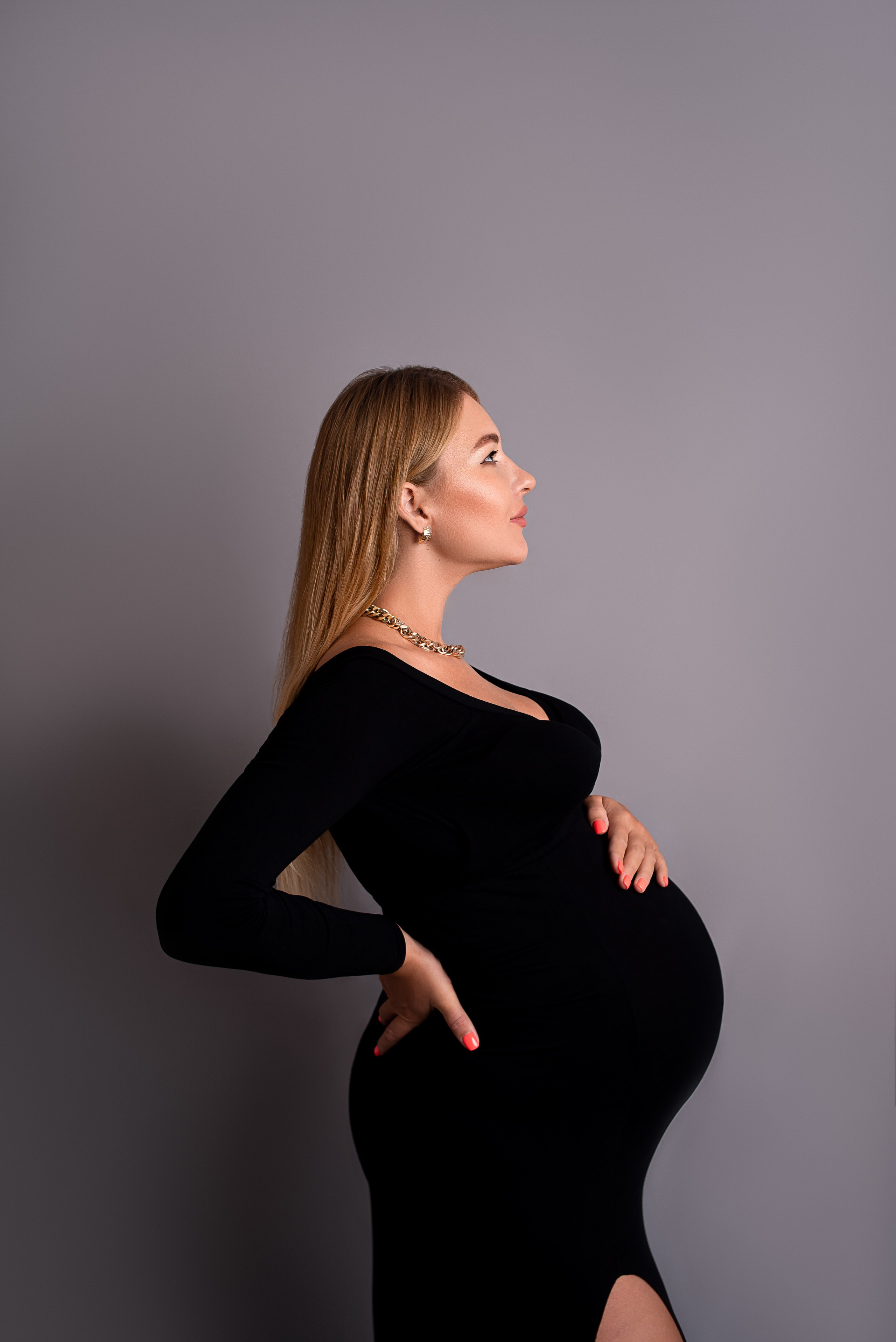 Babybauchshooting in Berlin – Elegant & Natürlich