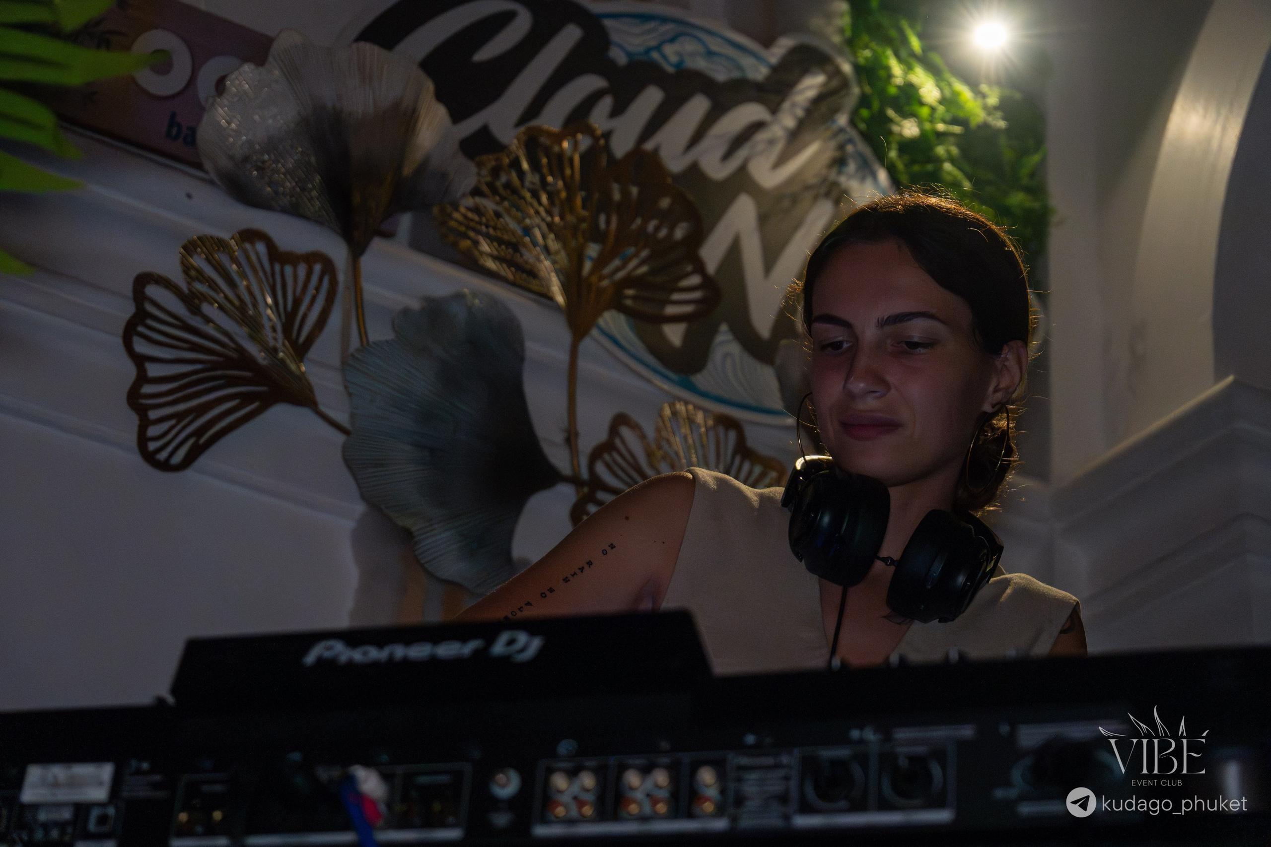 Вечеринка Tribal Vibe | Фоторепортаж | Афиша | DAVAYSXODIM.com PHUKET. АФИША|ФОТОРЕПОРТАЖИ|ИВЕНТЫ|ПХУКЕТ