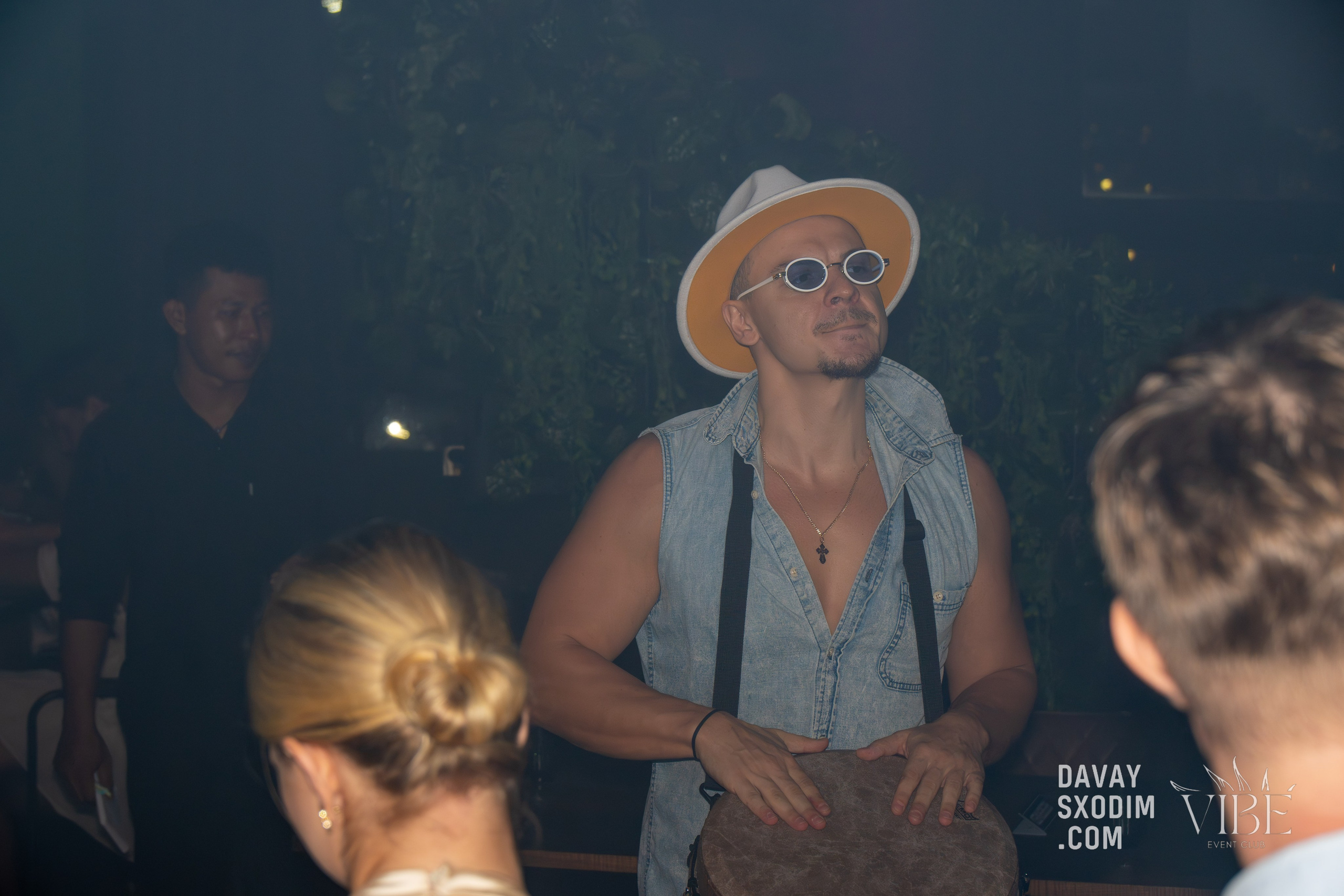 Вечеринка White Out | Фоторепортаж | Видеорепортаж | Афиша | DAVAYSXODIM.com PHUKET. АФИША|ФОТОРЕПОРТАЖИ|ИВЕНТЫ|ПХУКЕТ