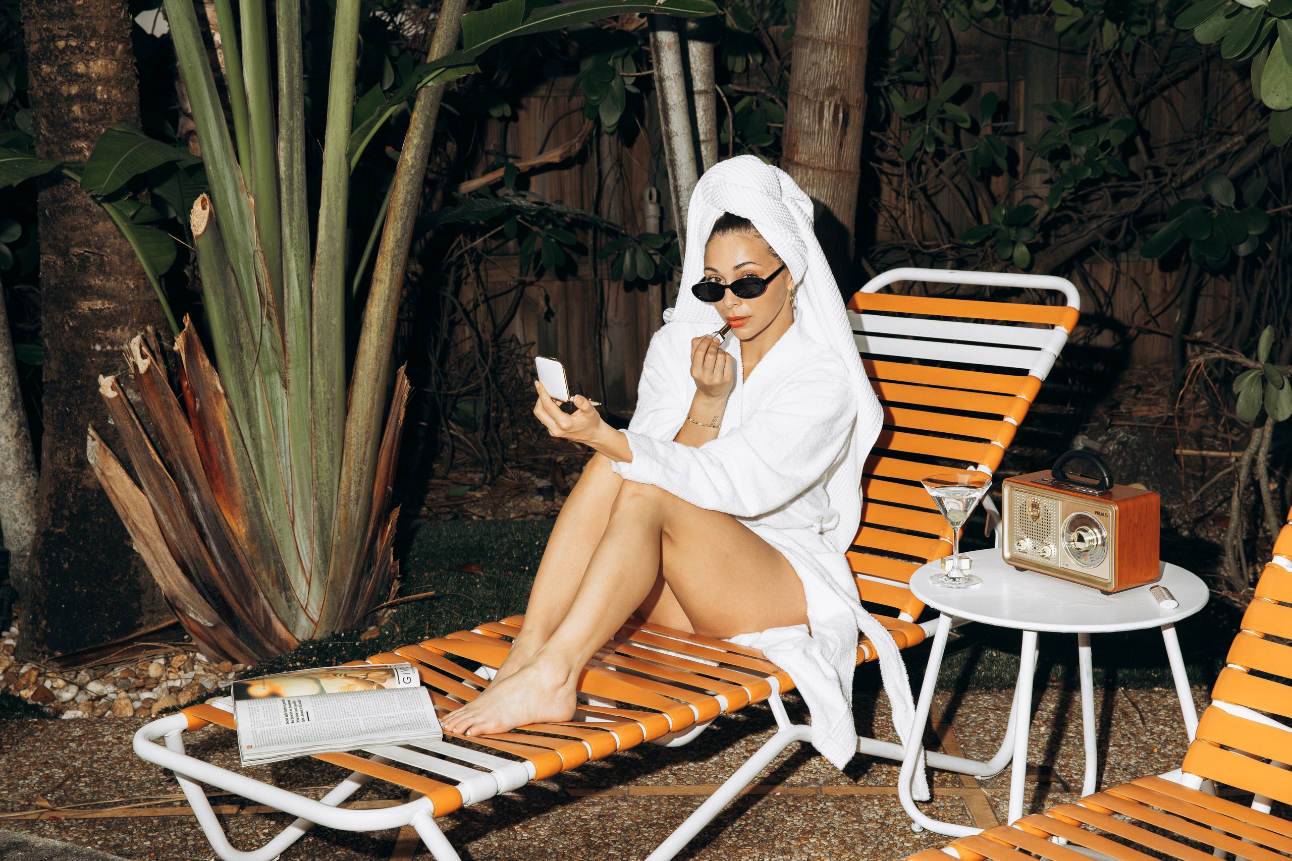 Editorial Retro Pool Session in Miami