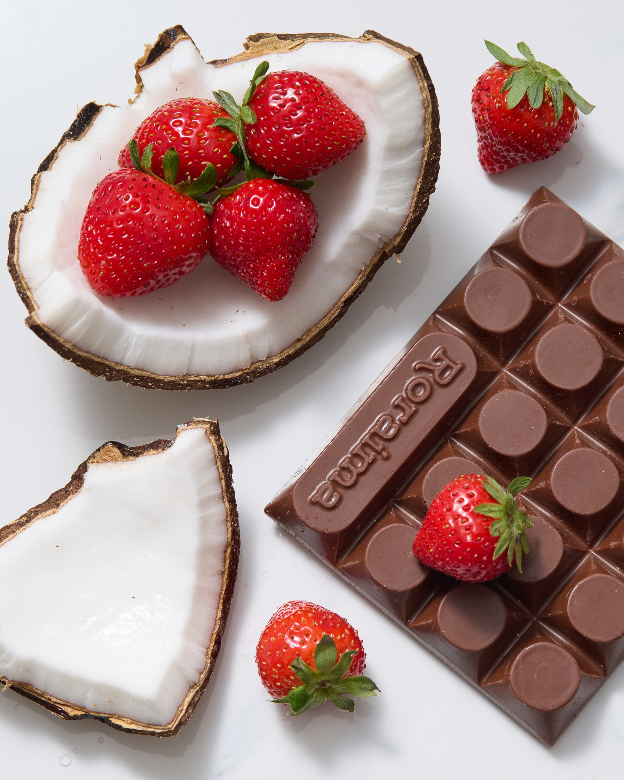 Strawberry coconut chokolate composition - photographer Andrey Dunin