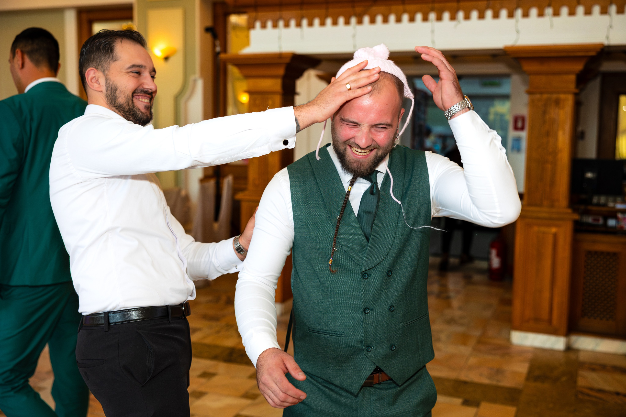 Botez Natalia si Carolina. Ionut Brehuescu — Fotograf