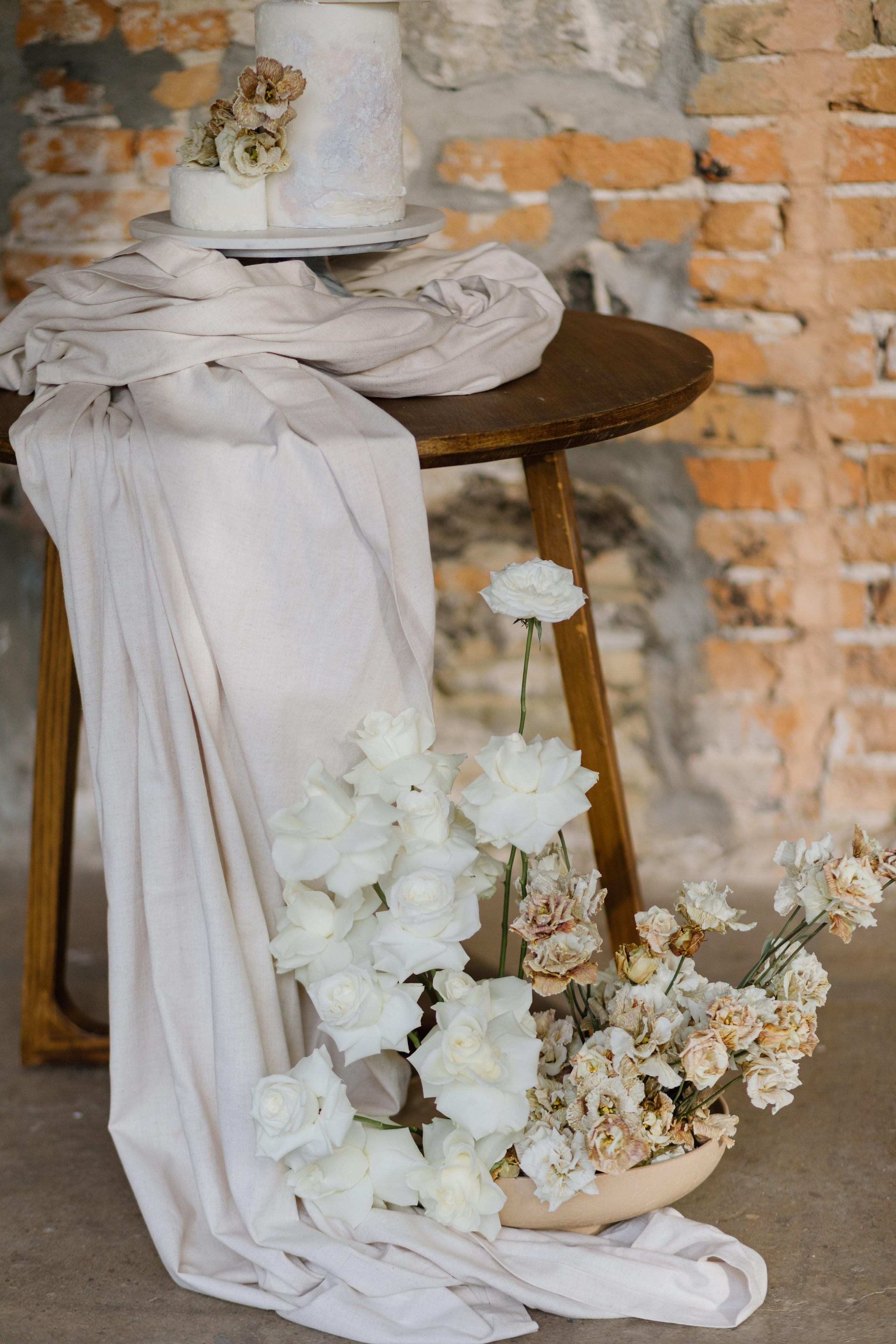 Styled Shoot Zabola Estate. Main