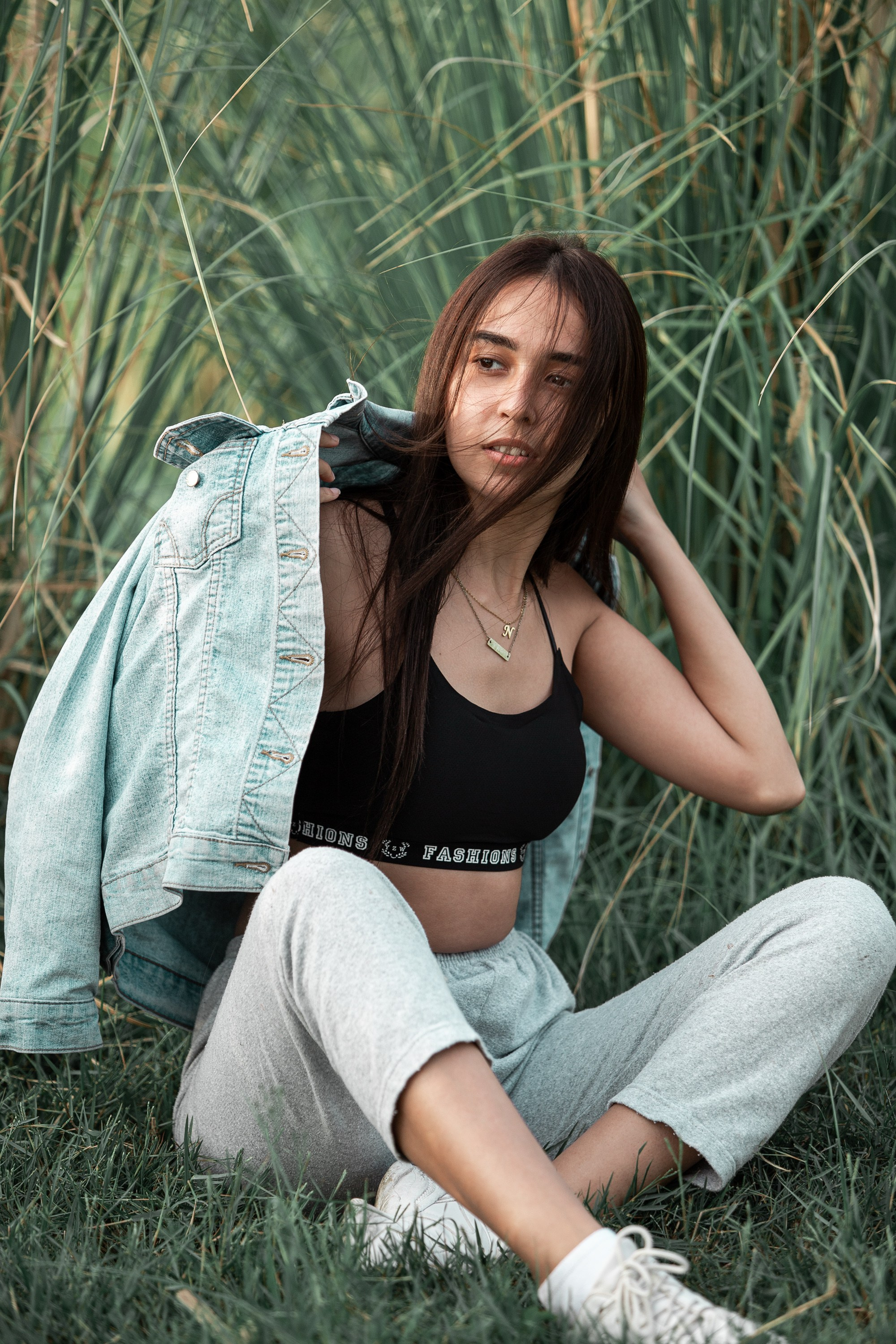 Moda Fotoqrafiyası Xidməti | Bakıda Brend və Lookbook Çəkilişləri. Məhsul Fotoqrafı Bakıda