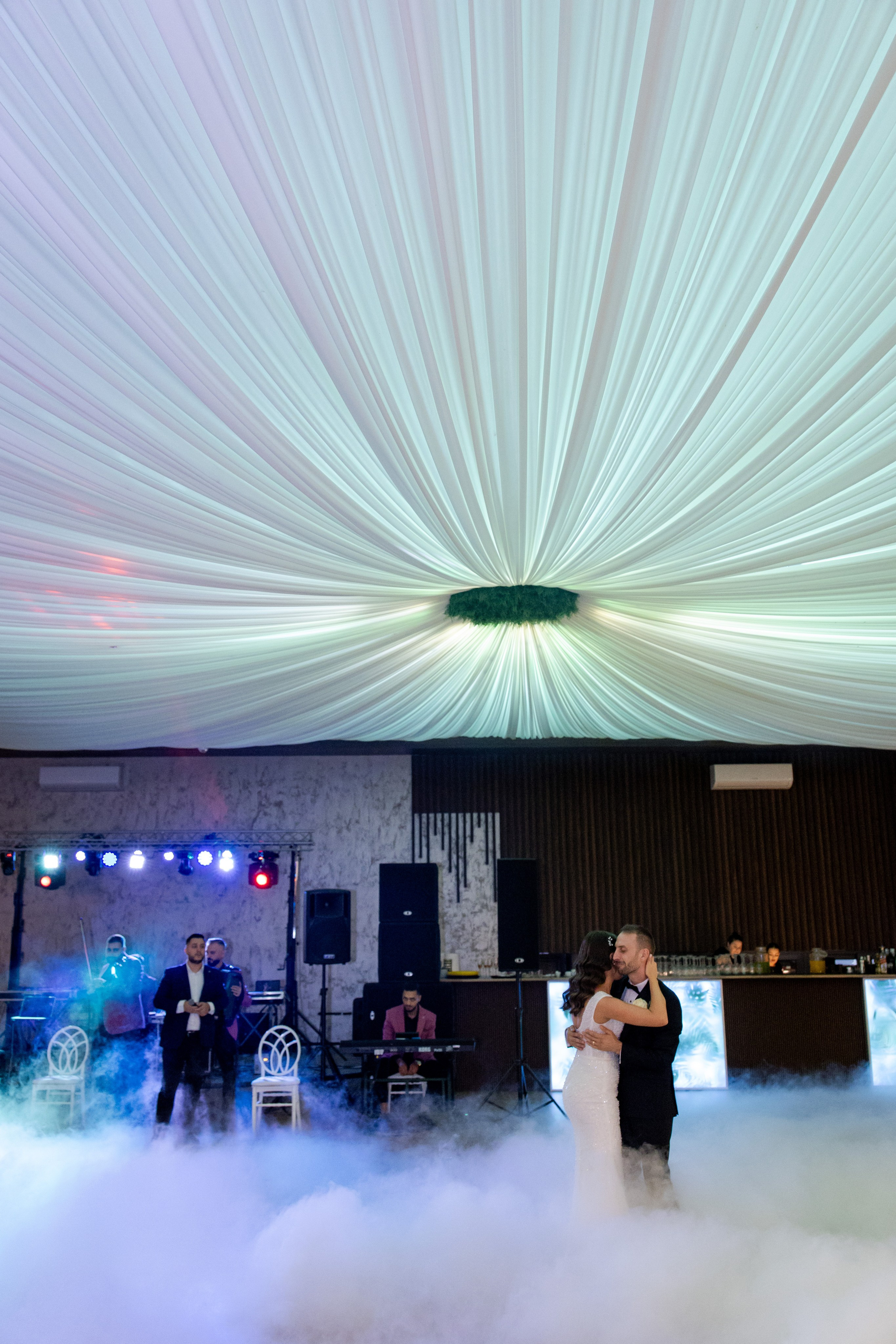 Costi & Madalina. Fotograf de nunta — Ionut Belea dar si evenimente corporate din Romania