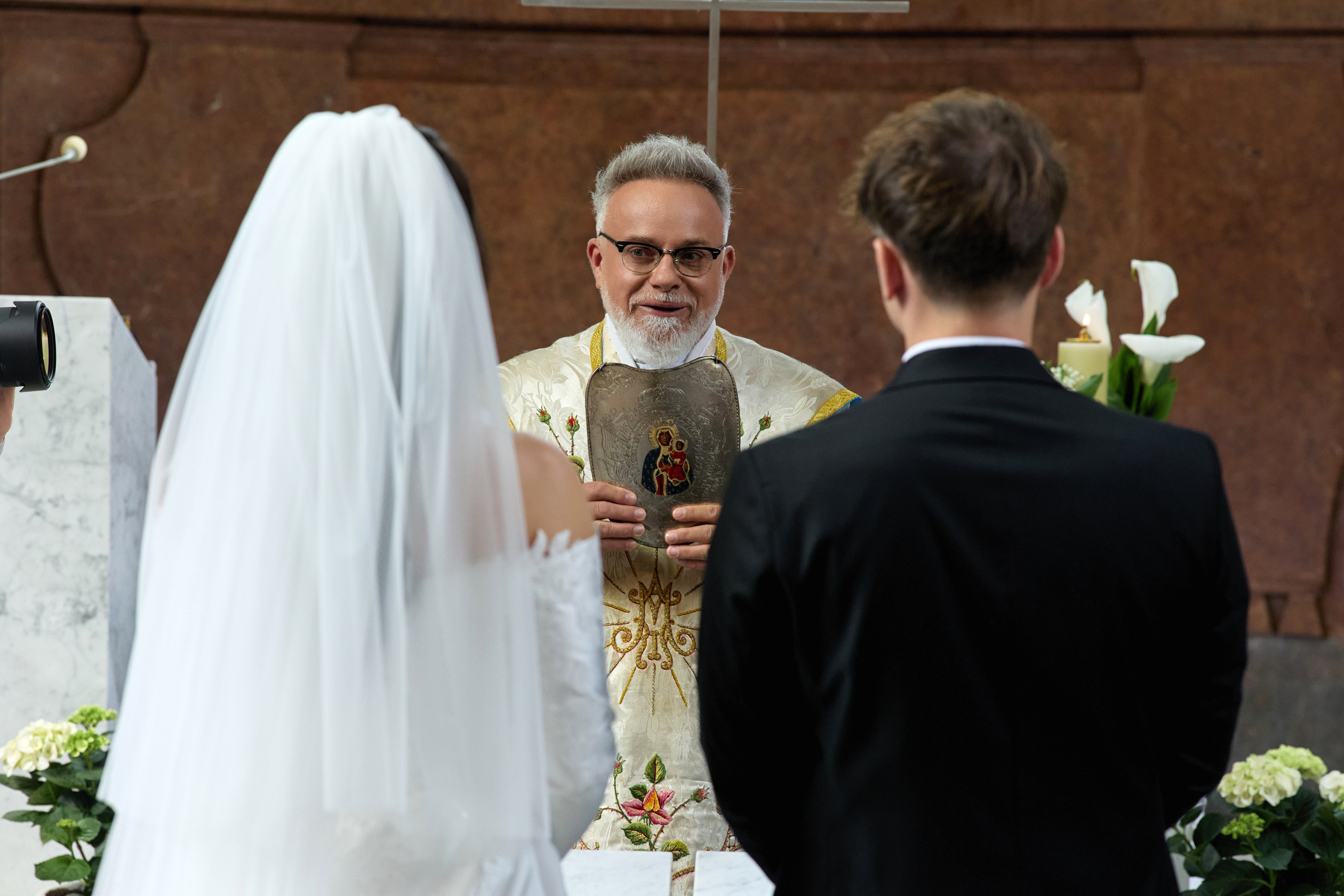 Wiktoria & Kacper. Pałac Goetz. Fotograf ślubny i rodzinny w Krakowie Yana Klymova