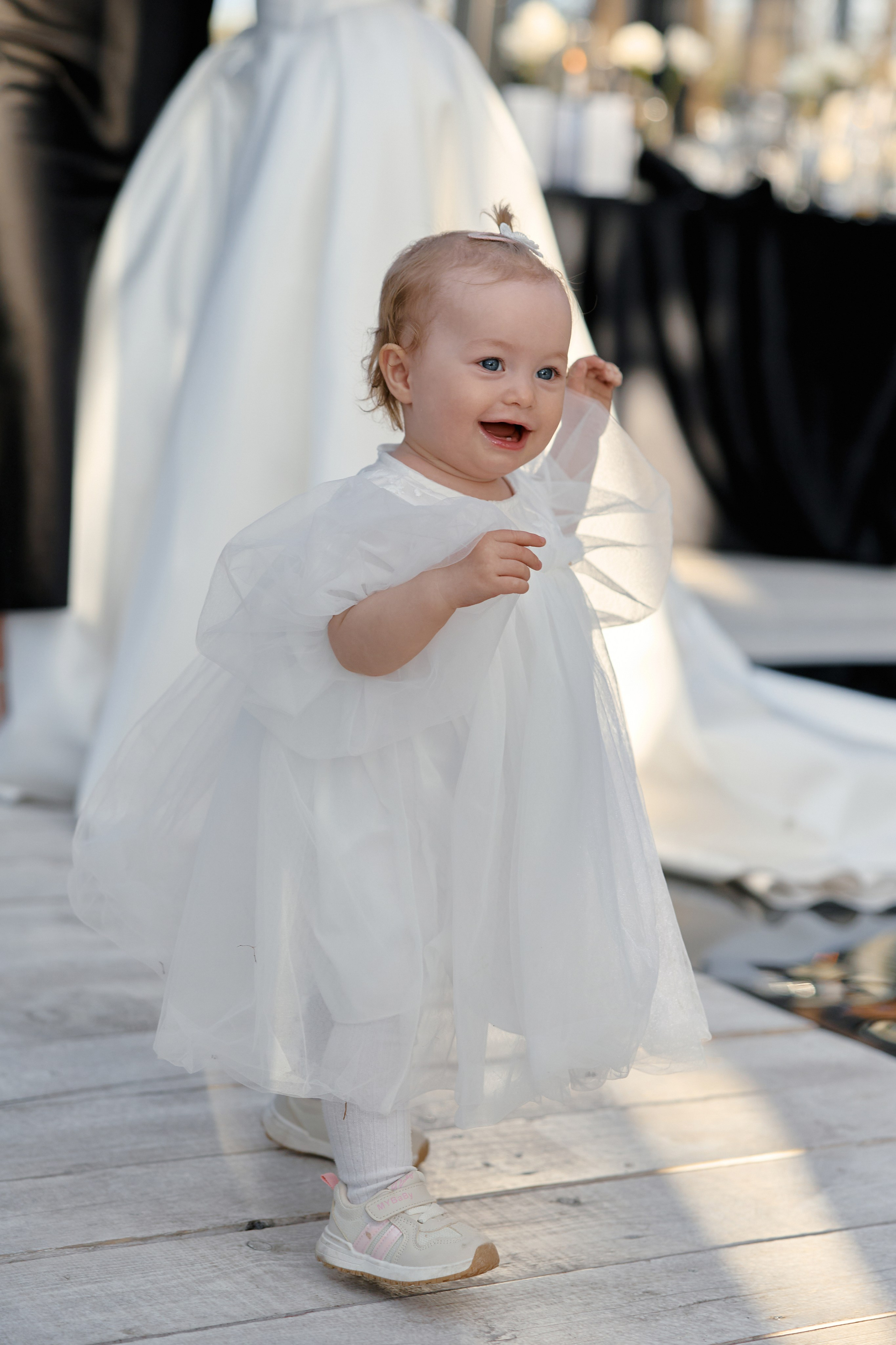 Natalia & Roman. Dworek przy lesie. Fotograf ślubny i rodzinny w Krakowie Yana Klymova