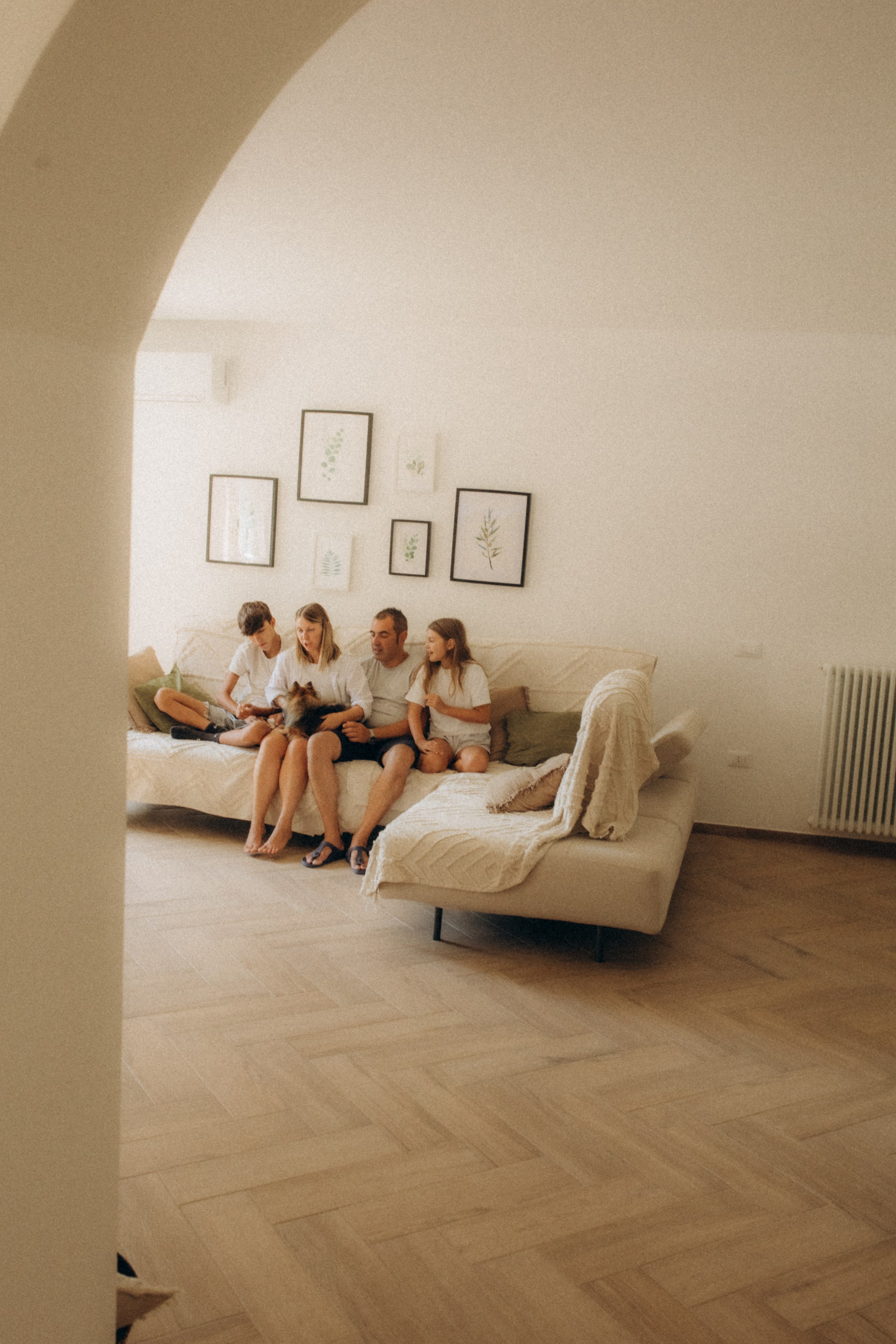 Une séance photo de famille en Italie. Je suis Olga, votre photographe de famille à Metz et dans toute la France