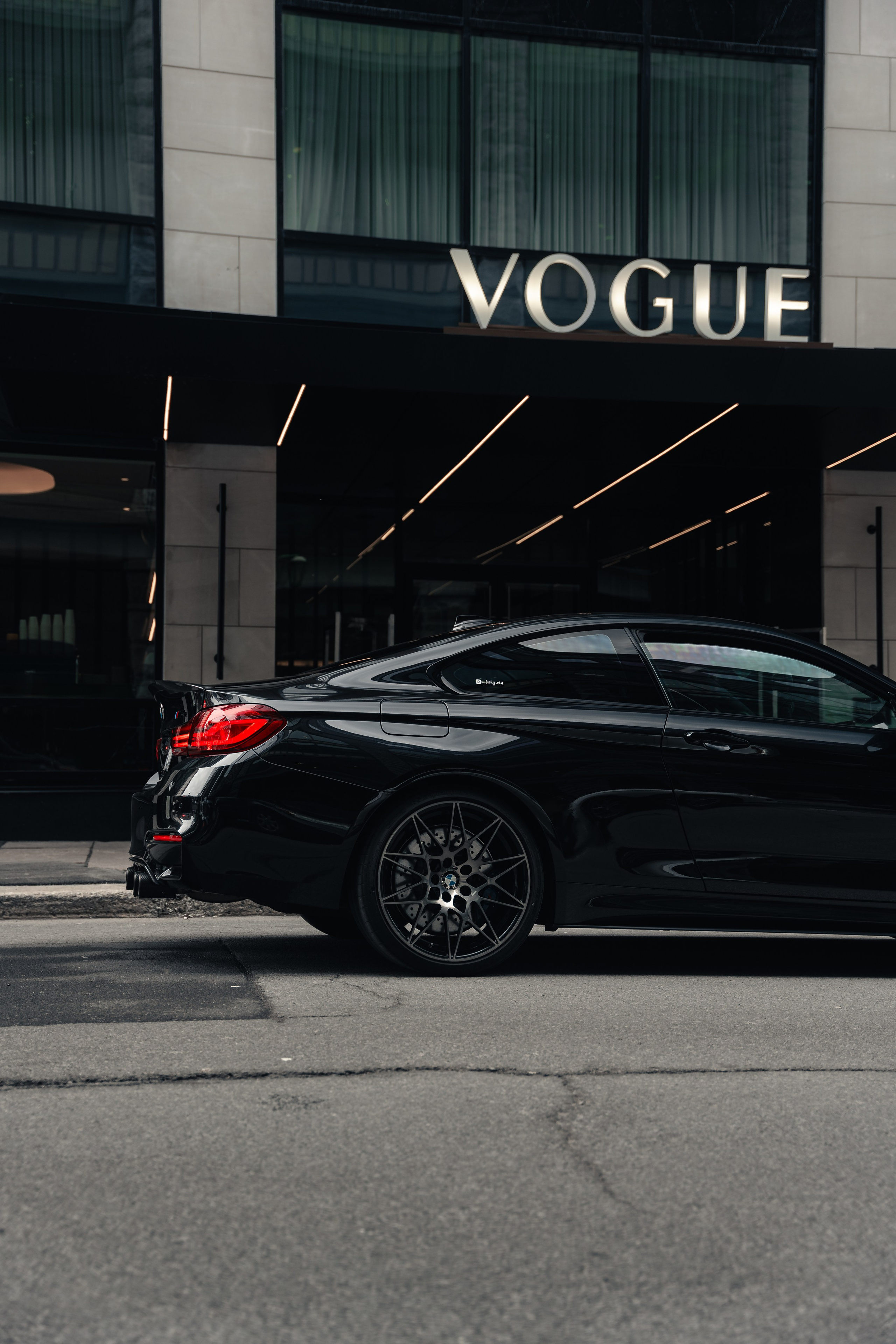 BMW M4 F82. Photographer in Paris — Vitalii Motruk