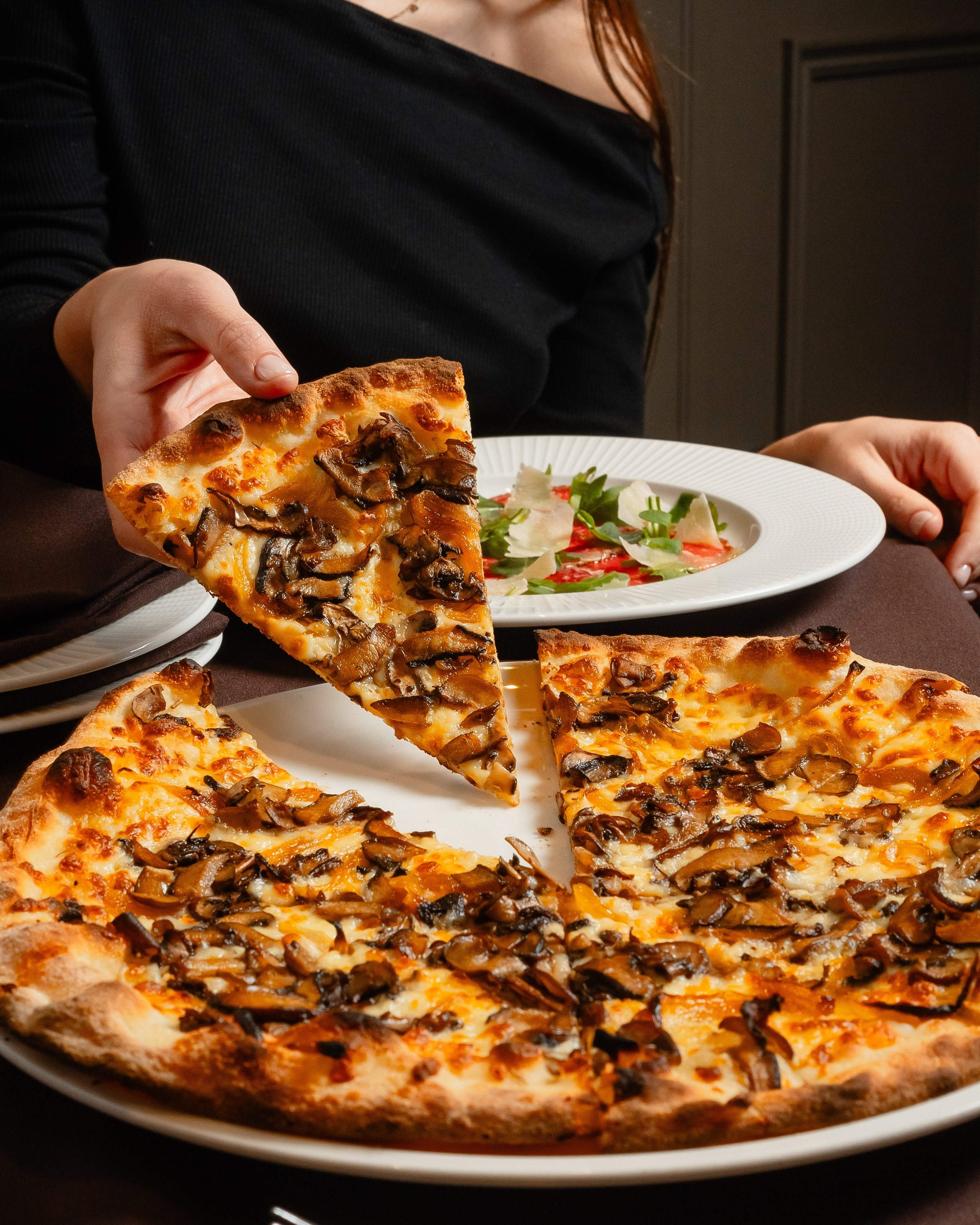 Luna. Welcome to my video and photo world!