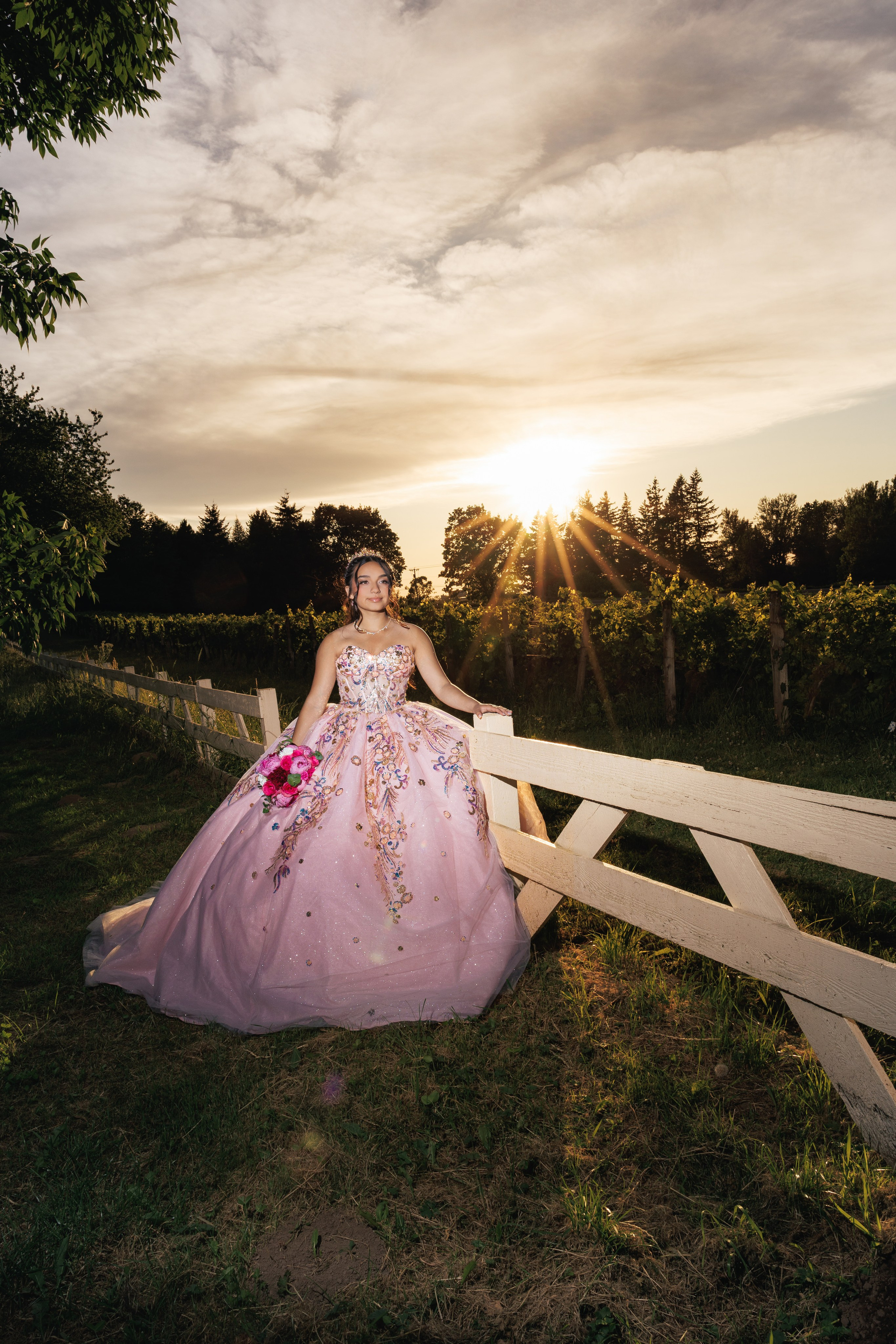 Kamila XV photoshoot. Hector Salazar Photography | Quinceanera, Wedding & Family Photographer in Oregon, and Washington