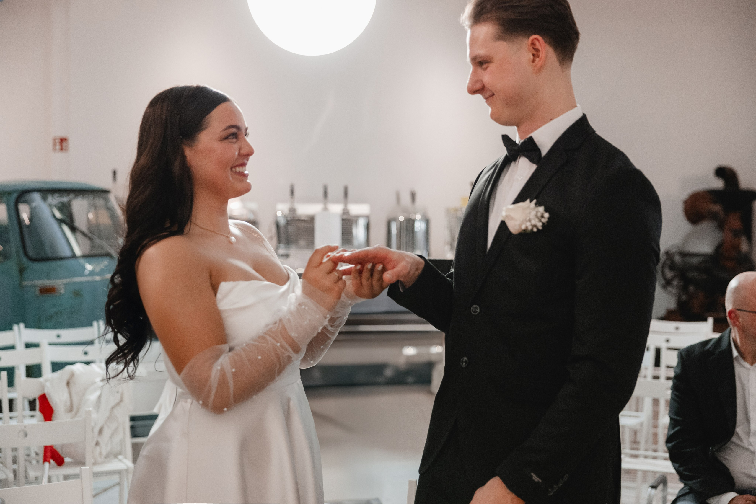 Standesamtliche Hochzeit im Kubus Bochum – Sophie & Martin. Hochzeitsfotografie |Hochzeitsfotograf Bochum | Hochzeitsfotograf Dortmund | Hochzeitsfotograf Essen | Hochzeitsfotograf Ruhrgebiet