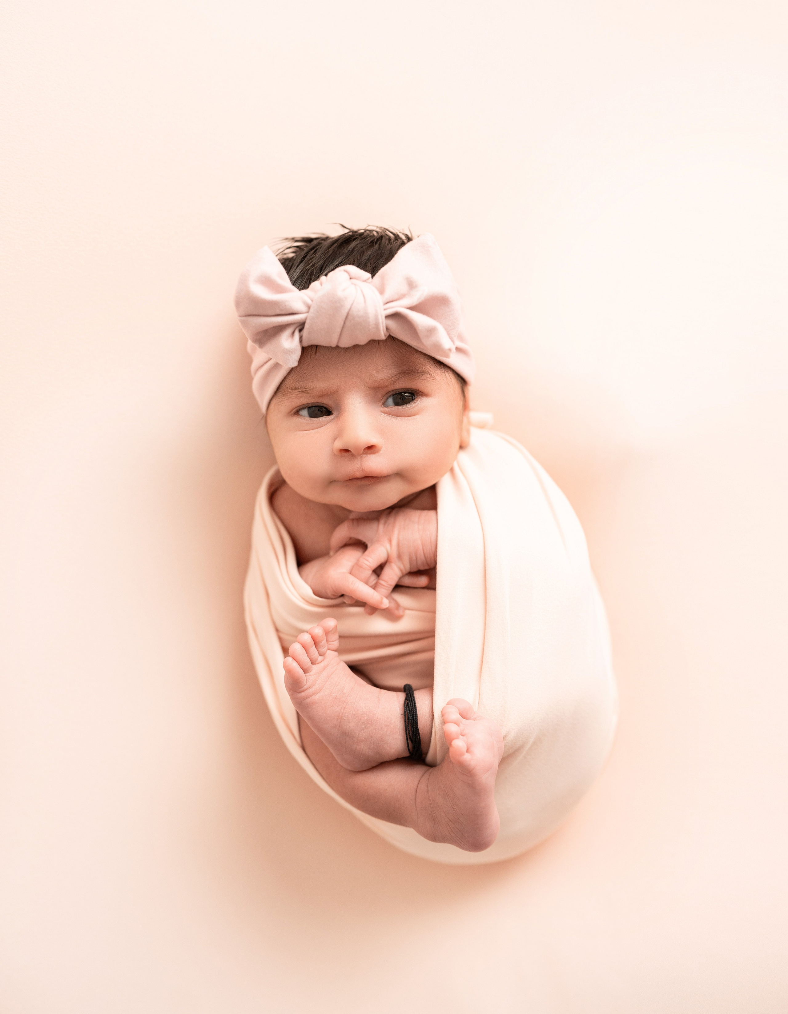 Newborn. Family photographer in Sacramento | Sofia Pavenko