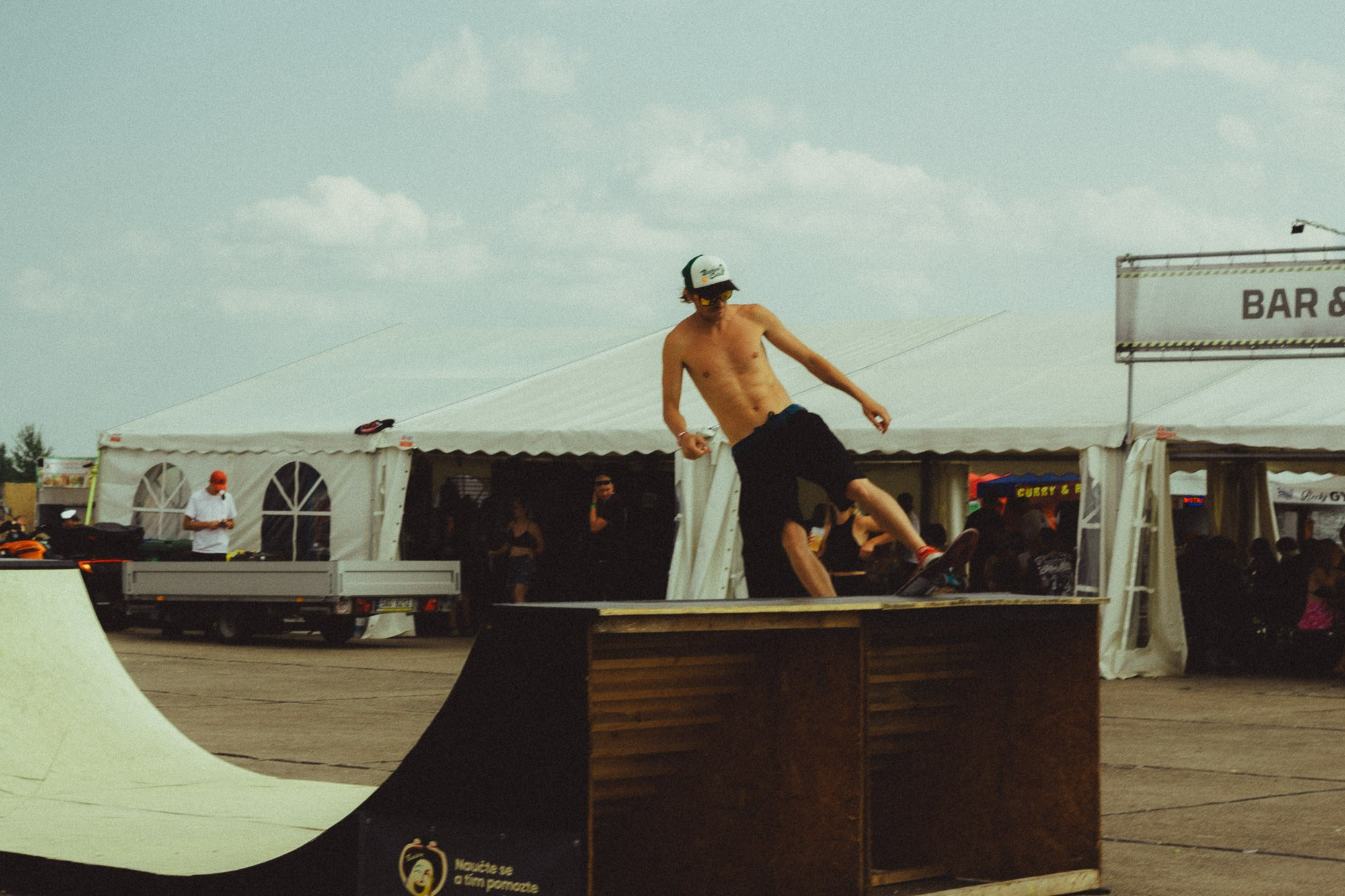 Let it roll. Photo by lenozavra