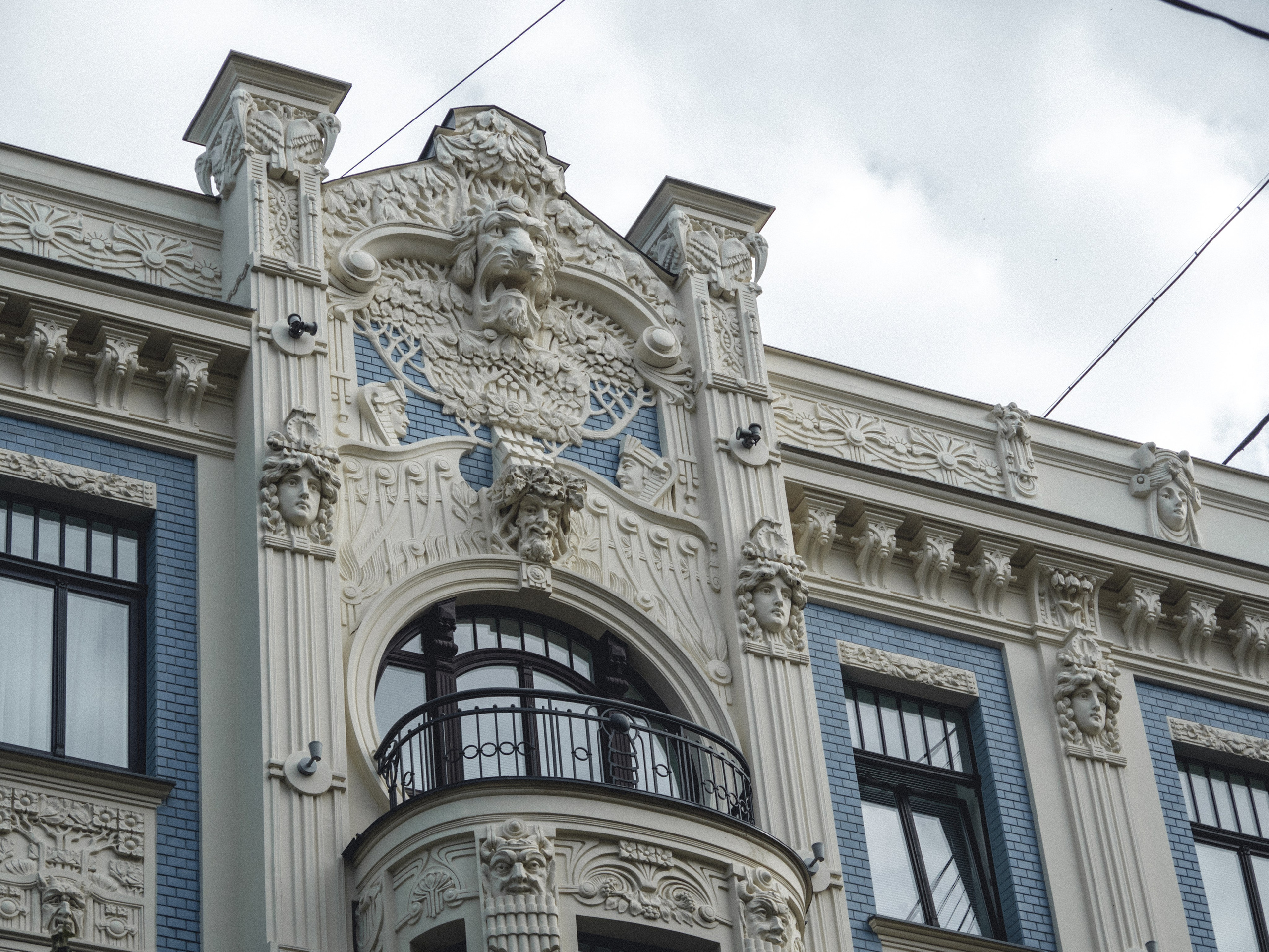 Voyage à Riga. Photographe sur Cote d’Azur. Portraits de familles, couples, enfants, événements