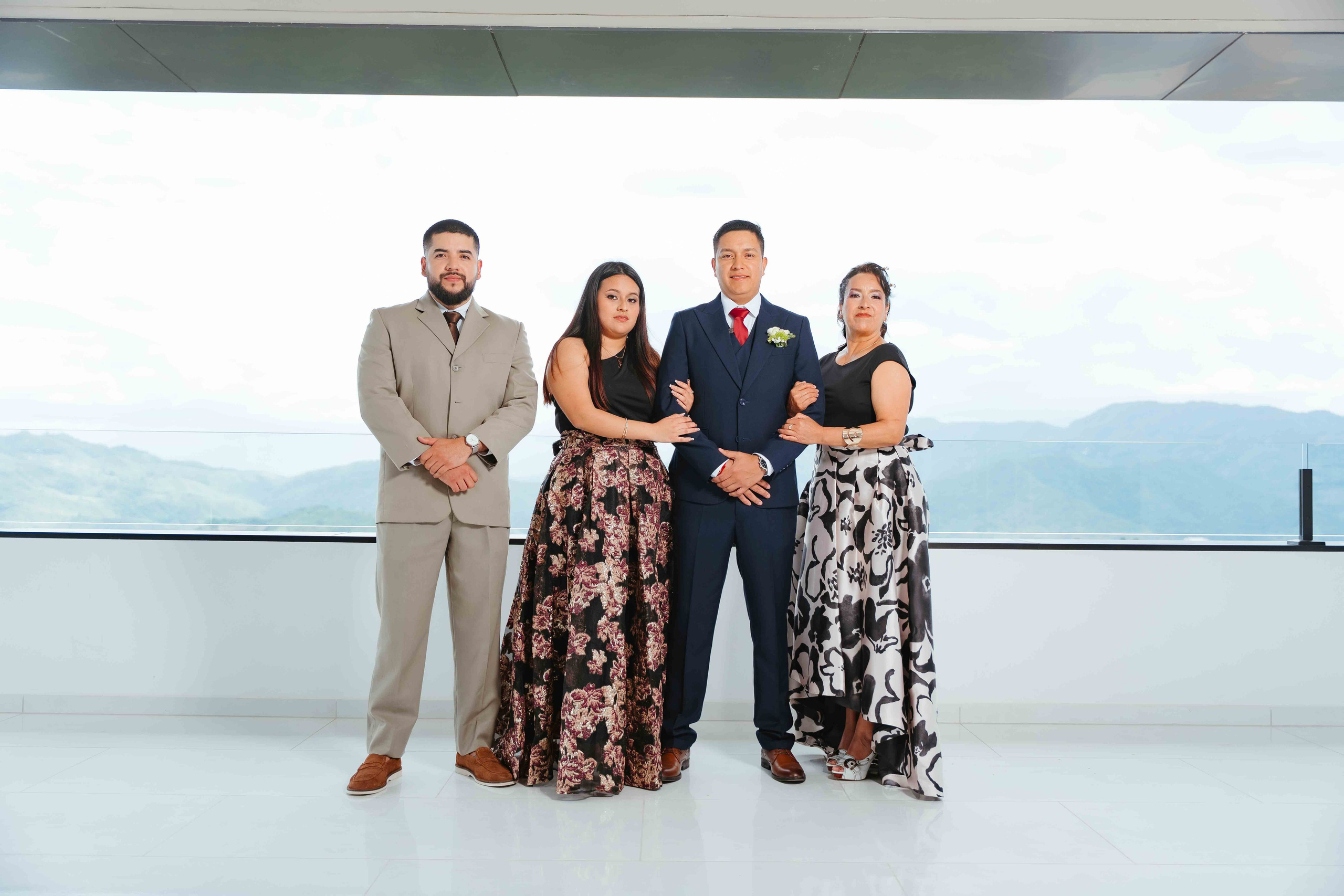Jennifer y Vladimir. Fotógrafo de bodas en Loja Ecuador | Piero Alvarez PH