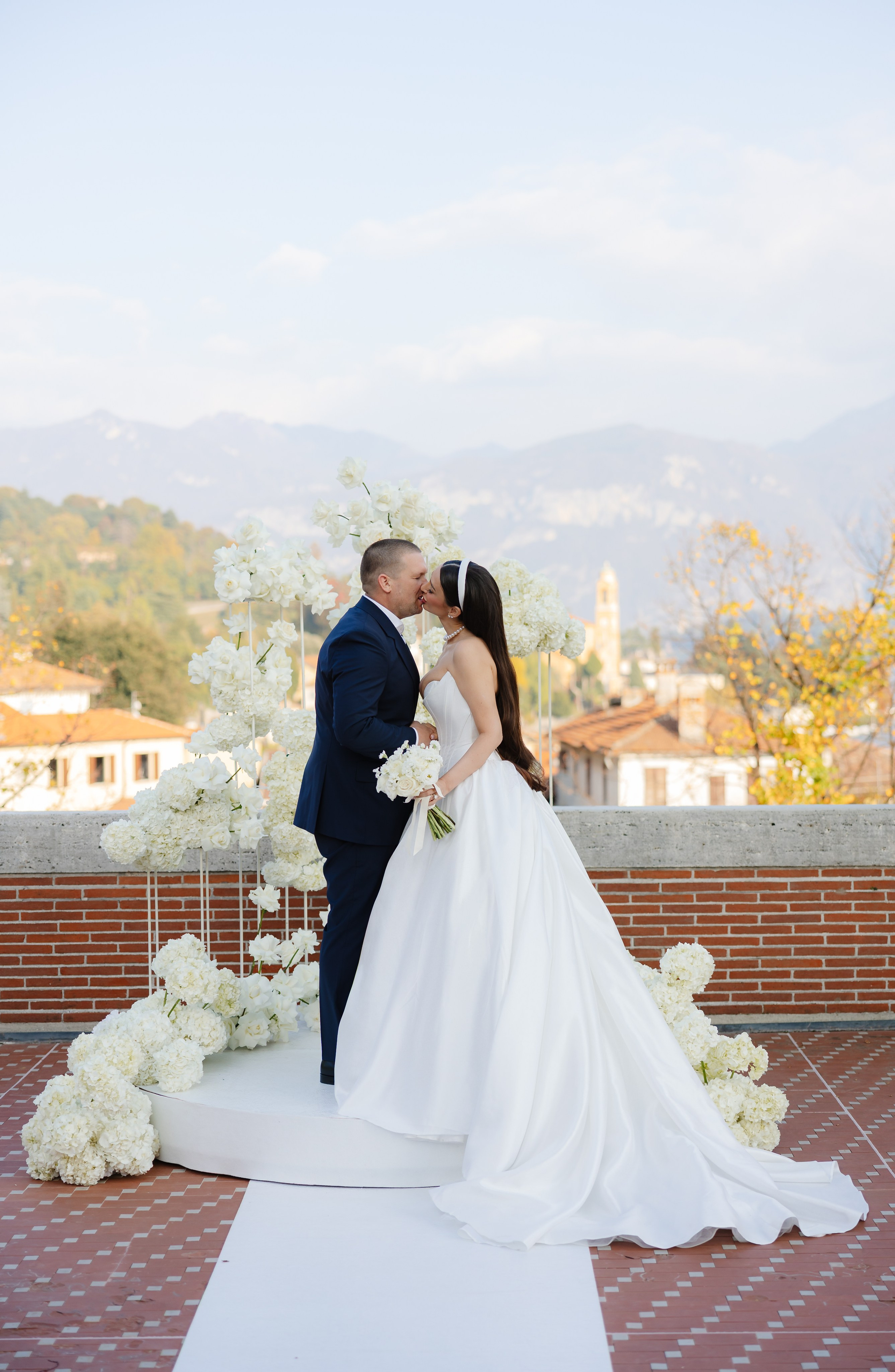 That’s Amore — Nina & Darren’s Lake Como Elopement. YES I DO PRODUCTION — Wedding photography&videography