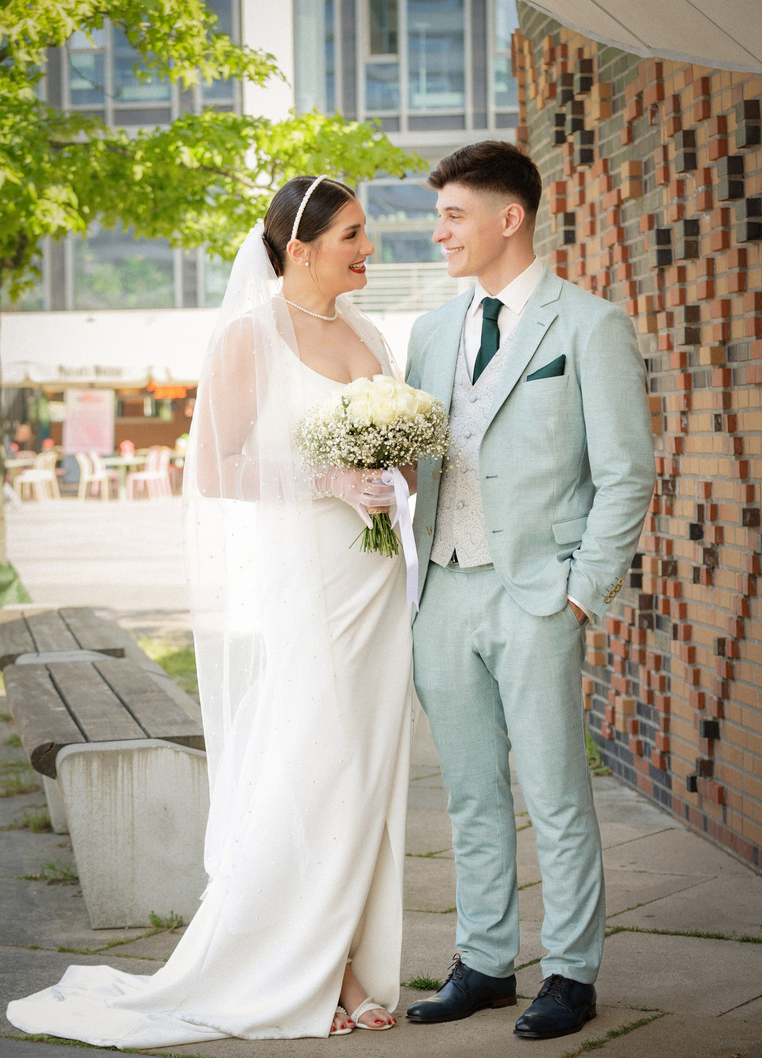 Natürliche Hochzeitsfotografie im Planten un Blomen | Hamburgs grüne Oase. Hochzeitsfotograf und Hochzeitsvideograf aus Hamburg | Roka21Film