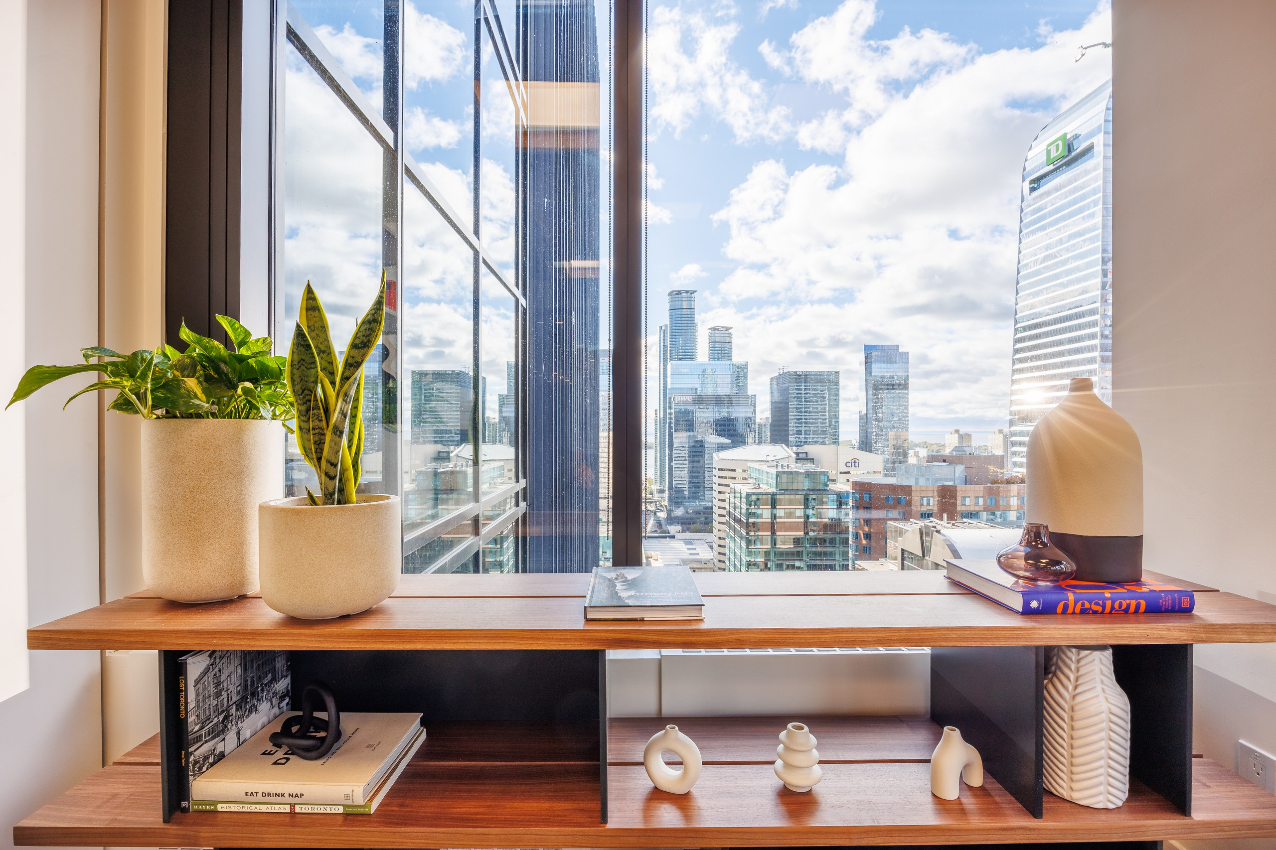 Roserock Place · 121 King Street W, Toronto. FRIB Media · Photo & video for commercial, industrial, and construction projects in Toronto & GTA